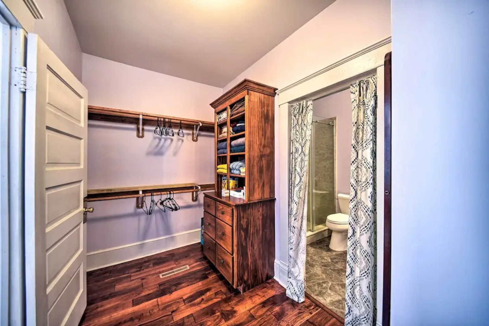 Edenton Vacation Rental w/ Patio: Walk Downtown