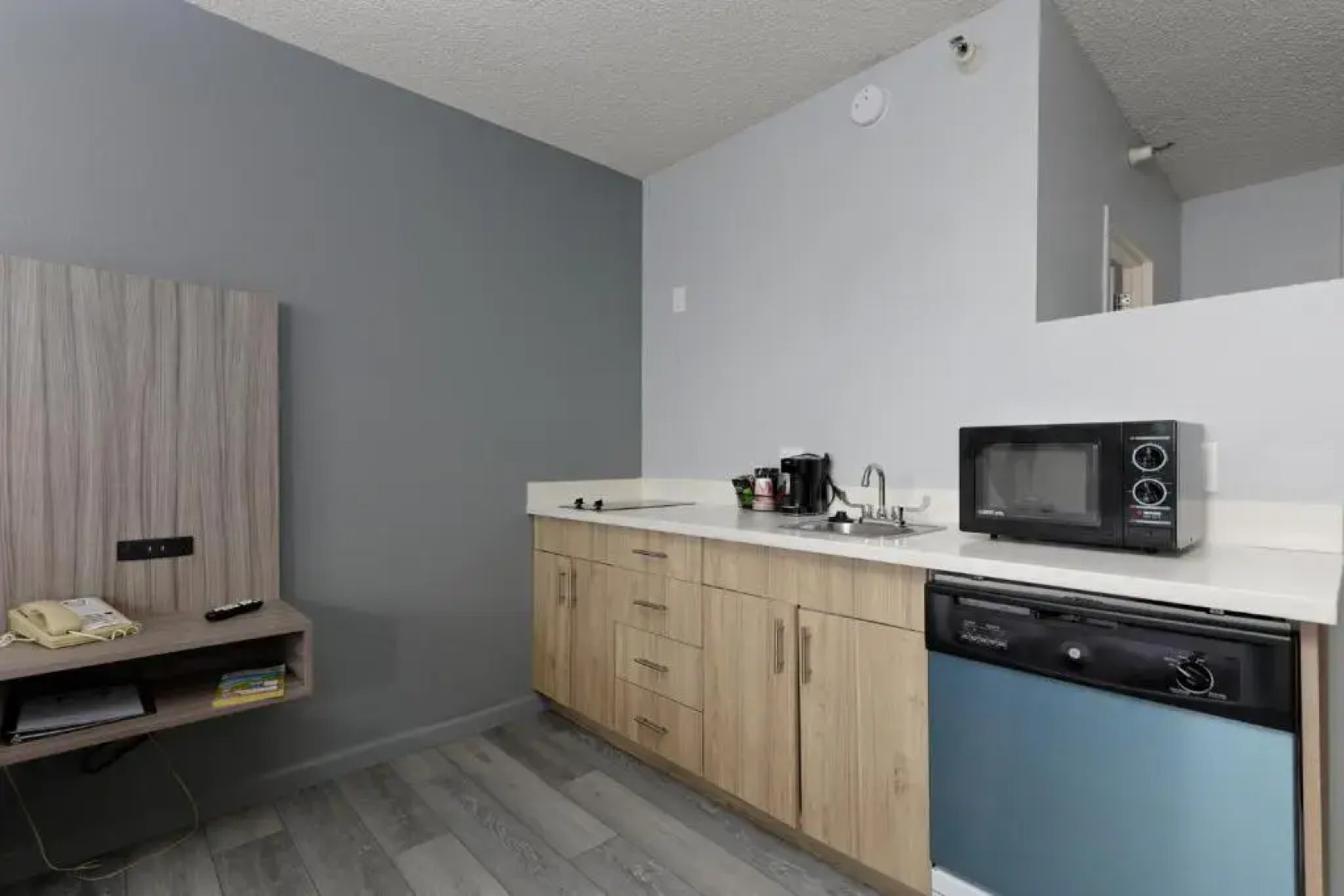 Studio 6 Suites Lake Havasu City, AZ