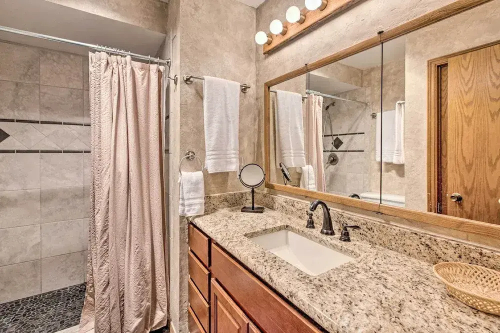 Hot Tub, Game Room: Spacious Angel Fire Retreat!