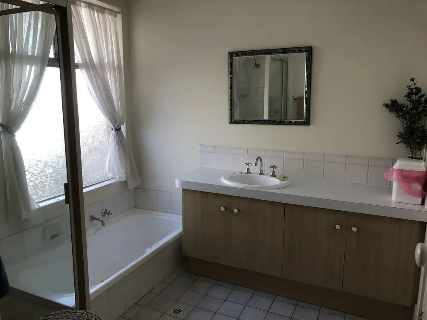 Canal Time Holiday Home