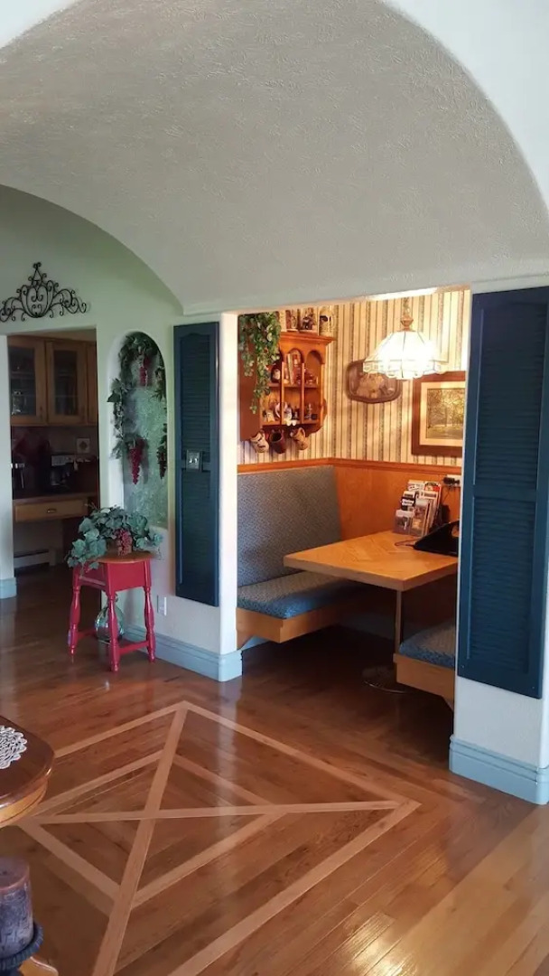 The Bookcliffs Bed & Breakfast