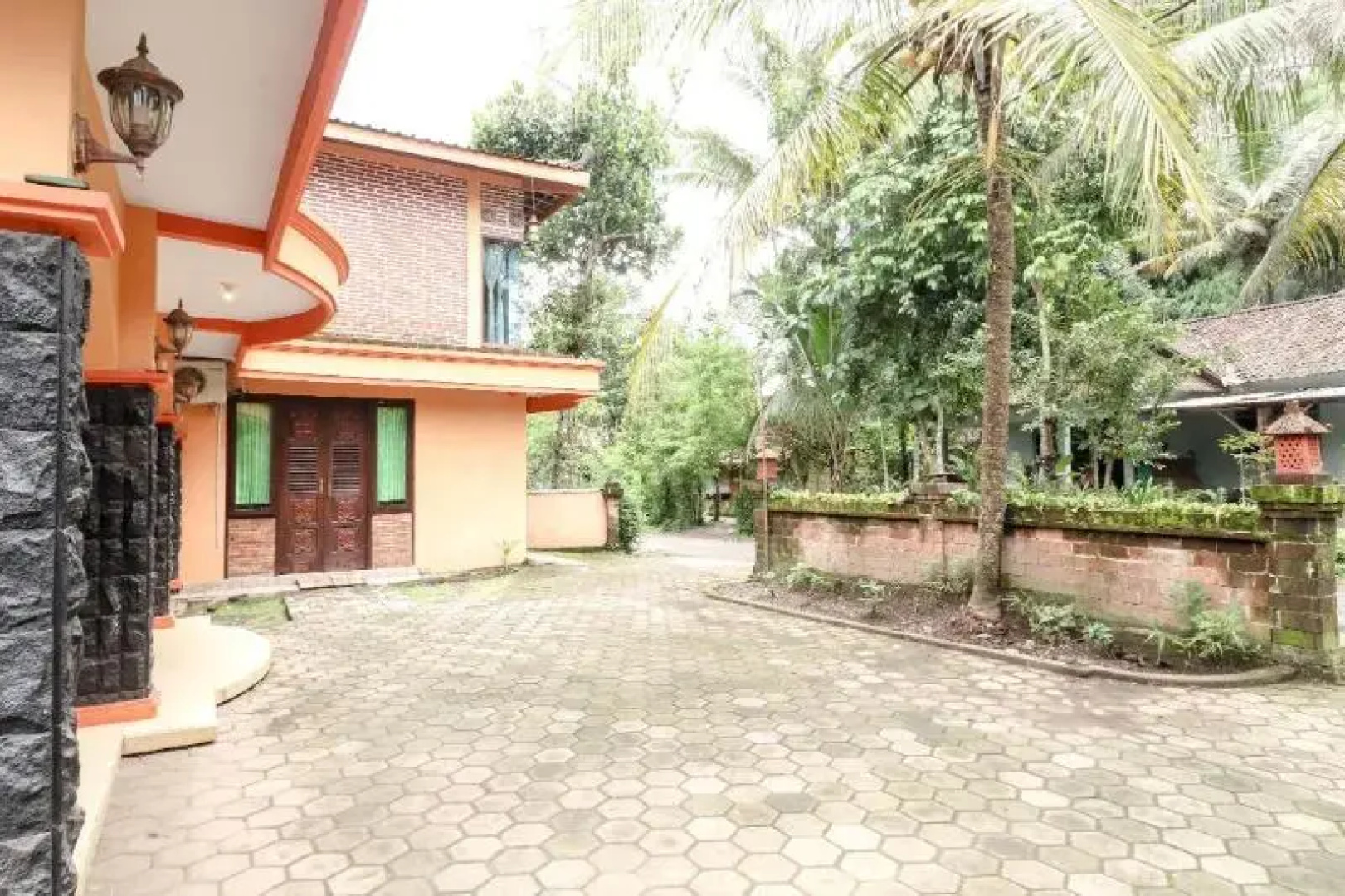 Nurudin House by ZUZU