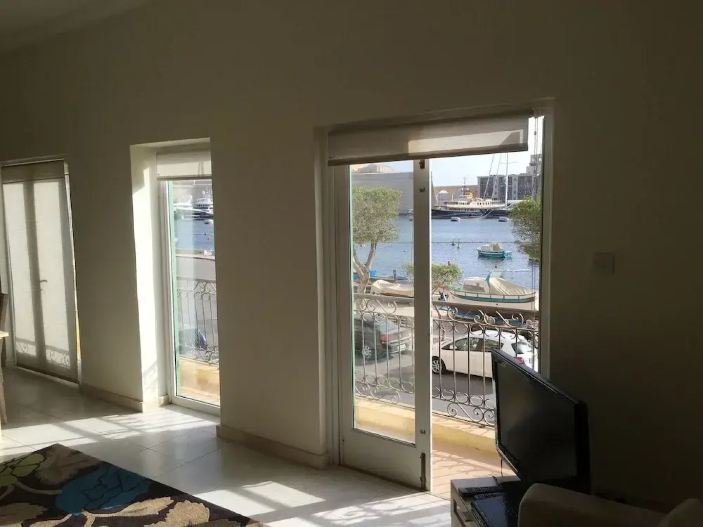Senglea Seafront Apartment