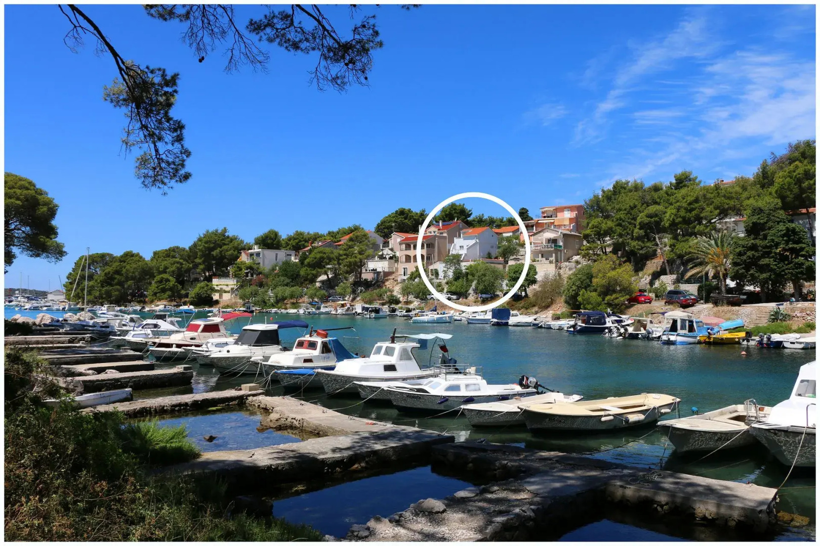 Apartment Elvi - amazing position & parking: A2 Primosten, Riviera Sibenik