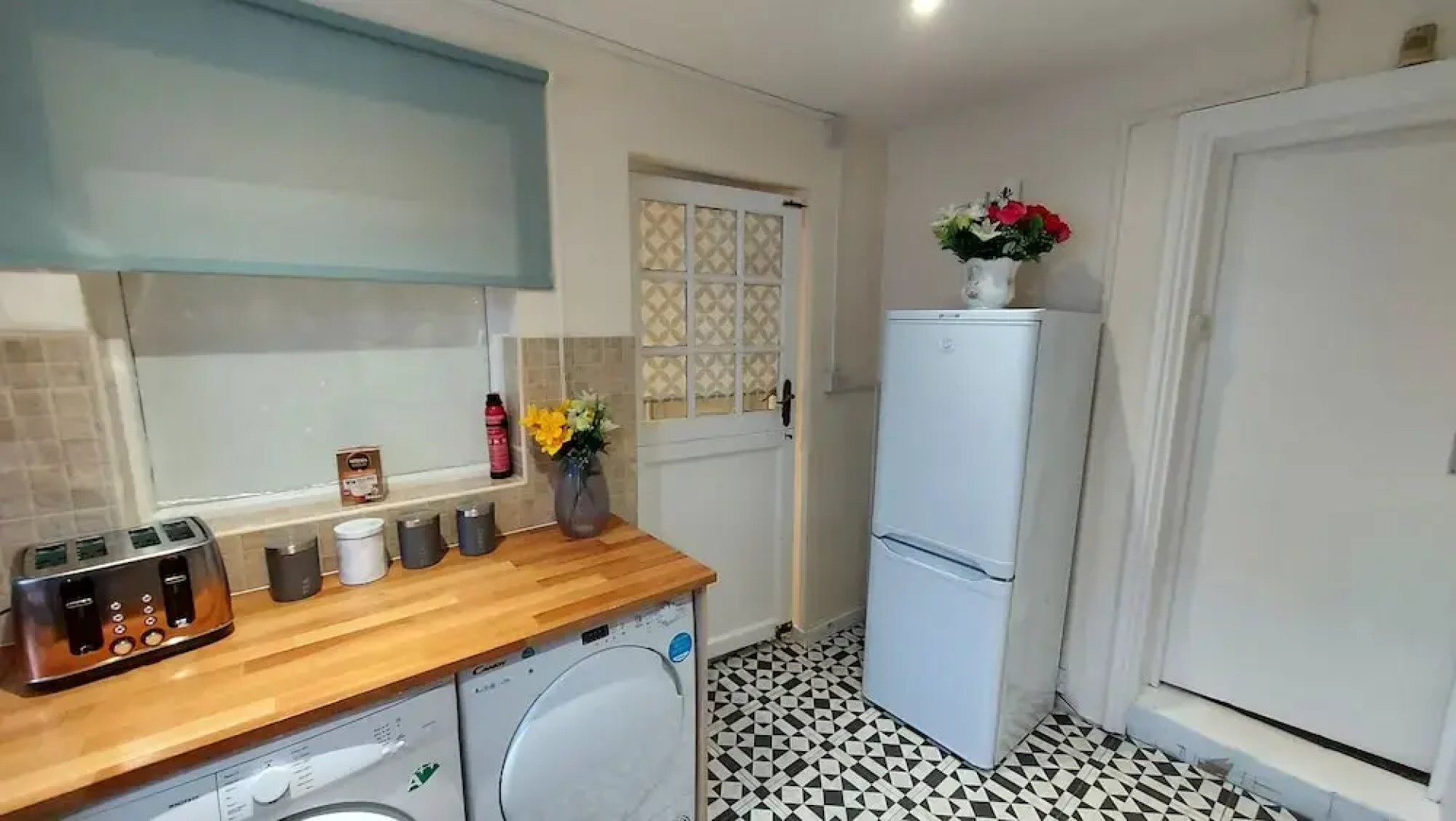 Ravensdale Villa- Ideal For Longer Stays in Kent