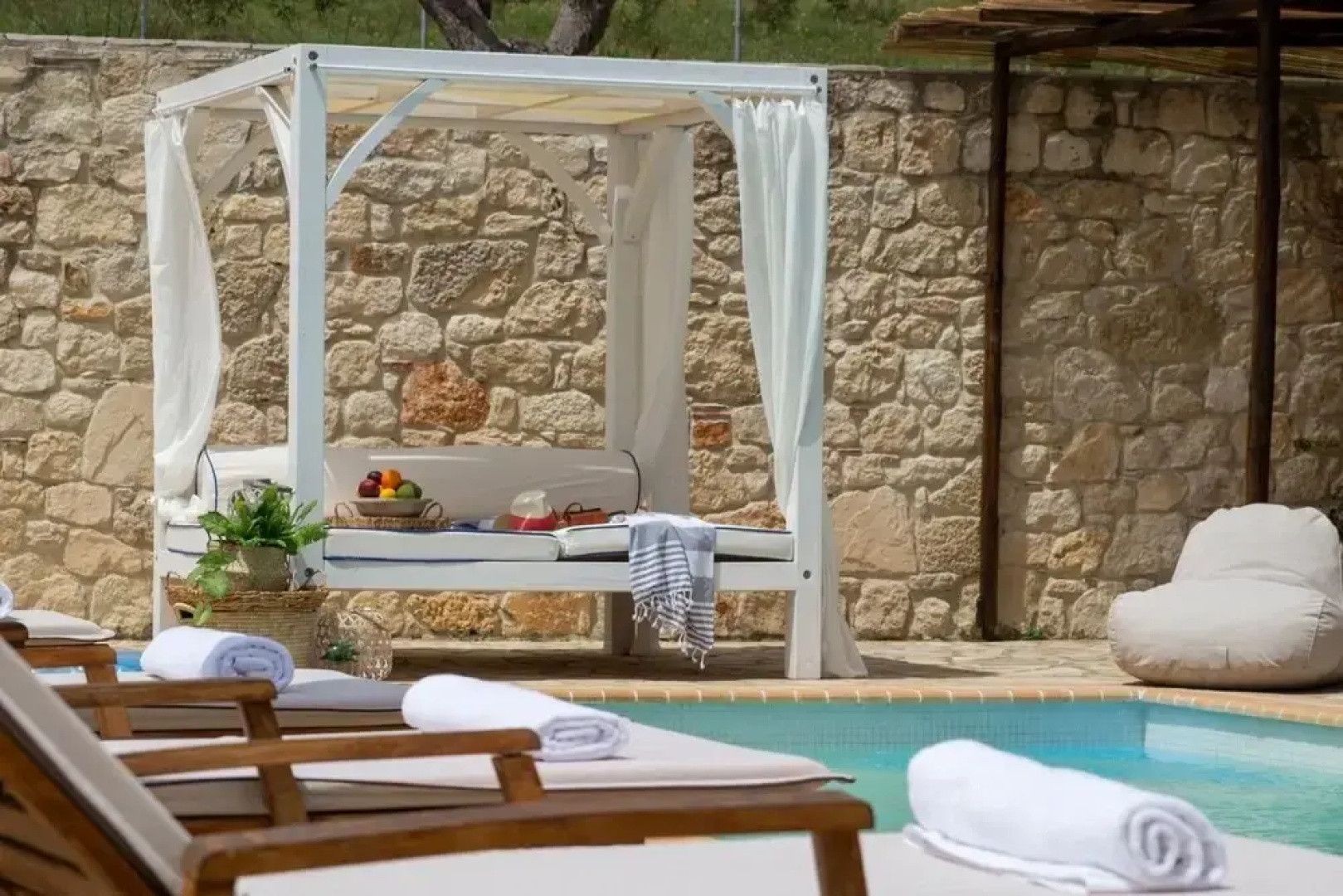 Nefeli Villas Suites King 4 Bedroom Villa With Private Pool 1 Studio