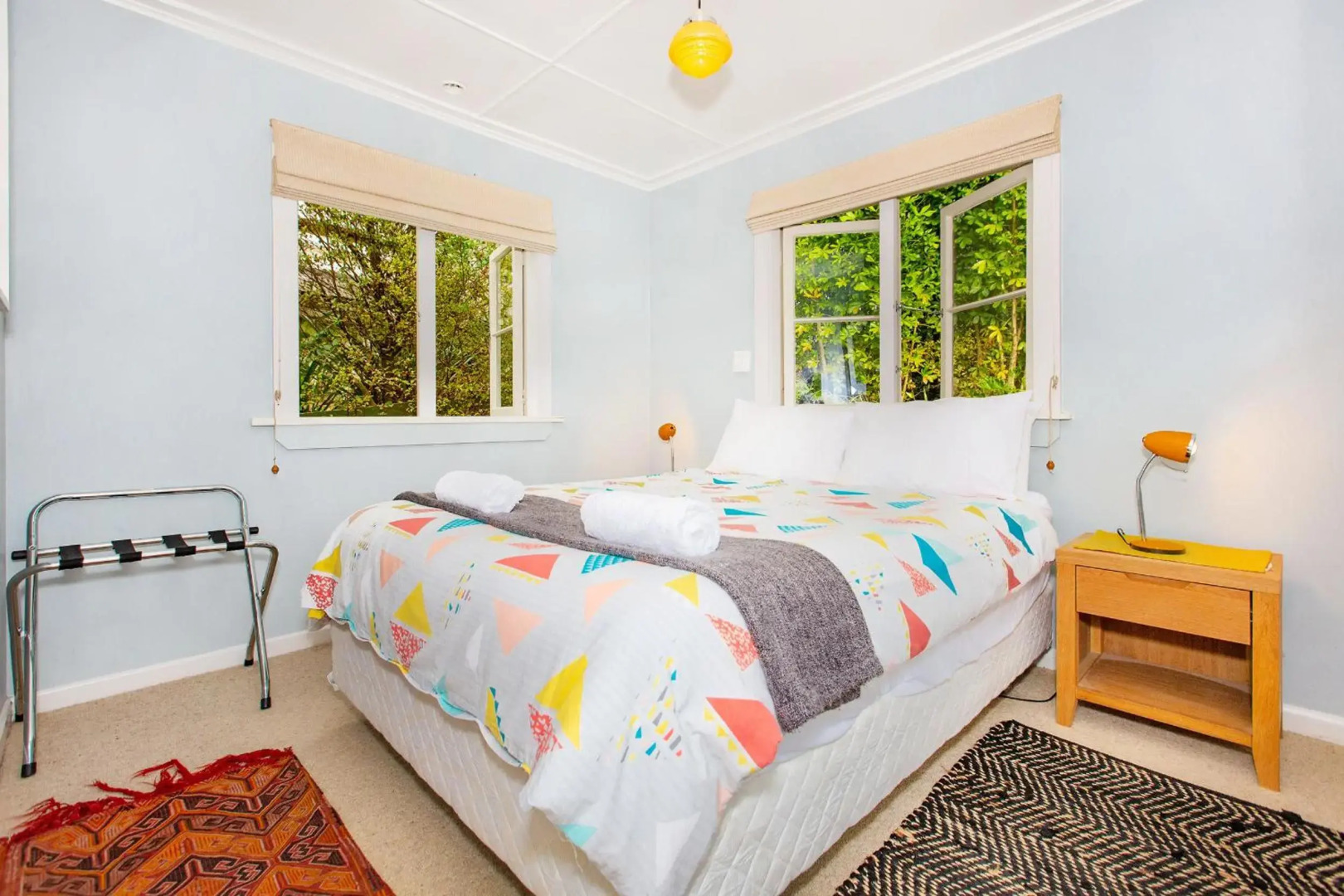 Waterfront Bach - Raglan Bach