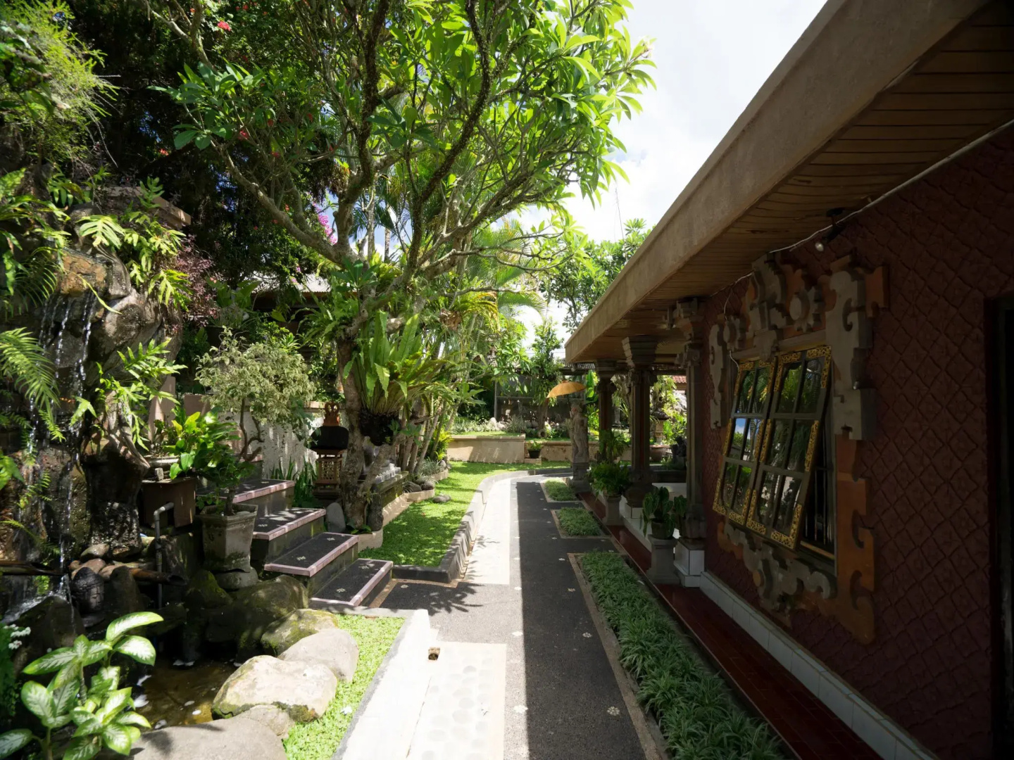 Nuaja Balinese Guest House