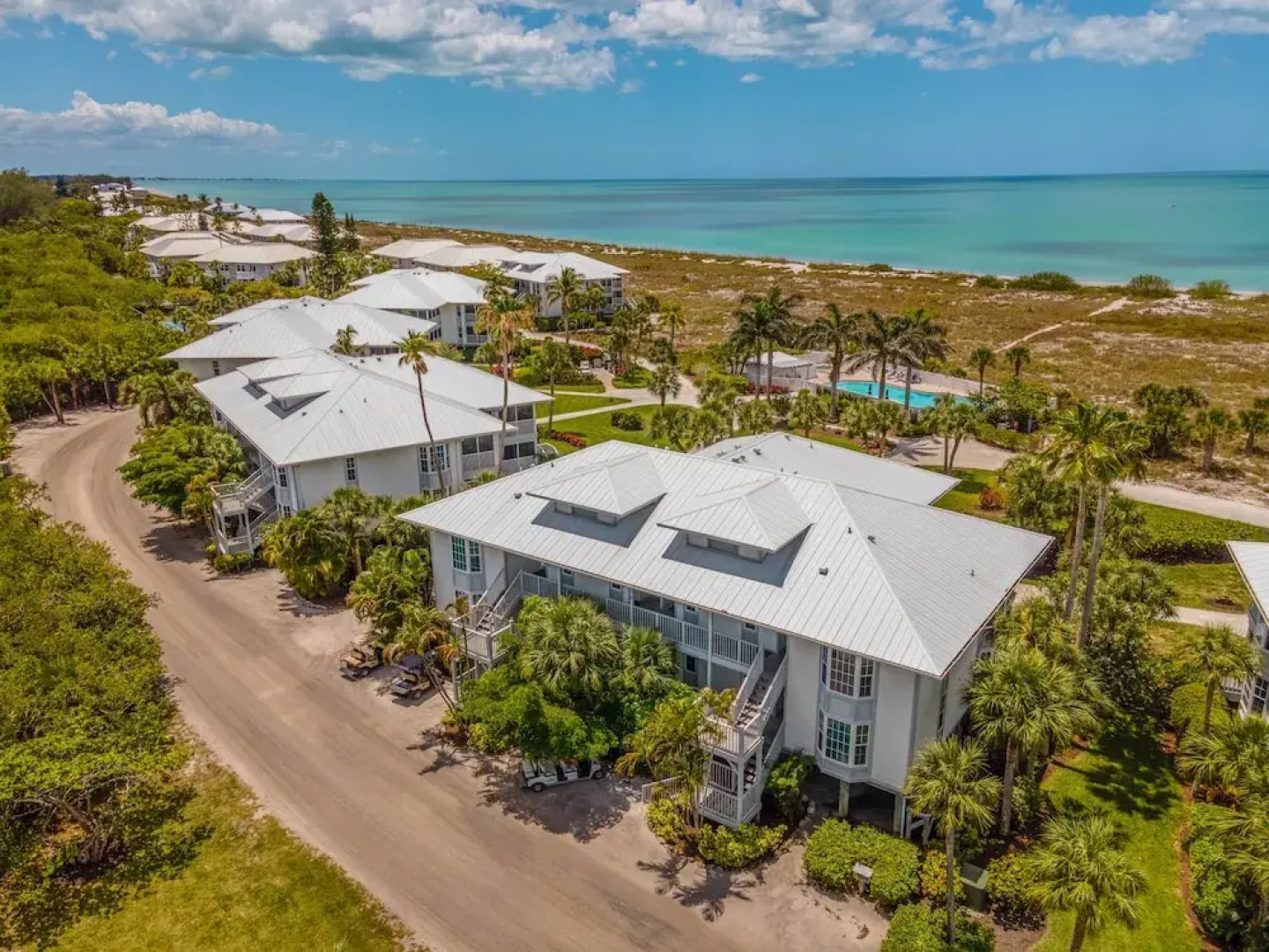 Beach One Bedroom Villa by Redawning