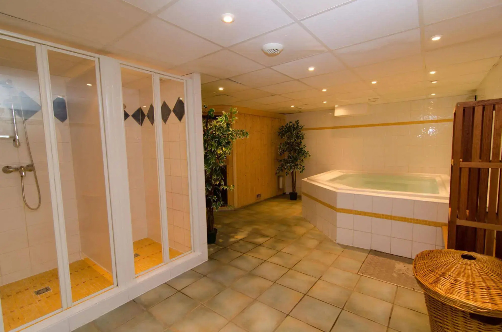 Langley Hotel La Forêt