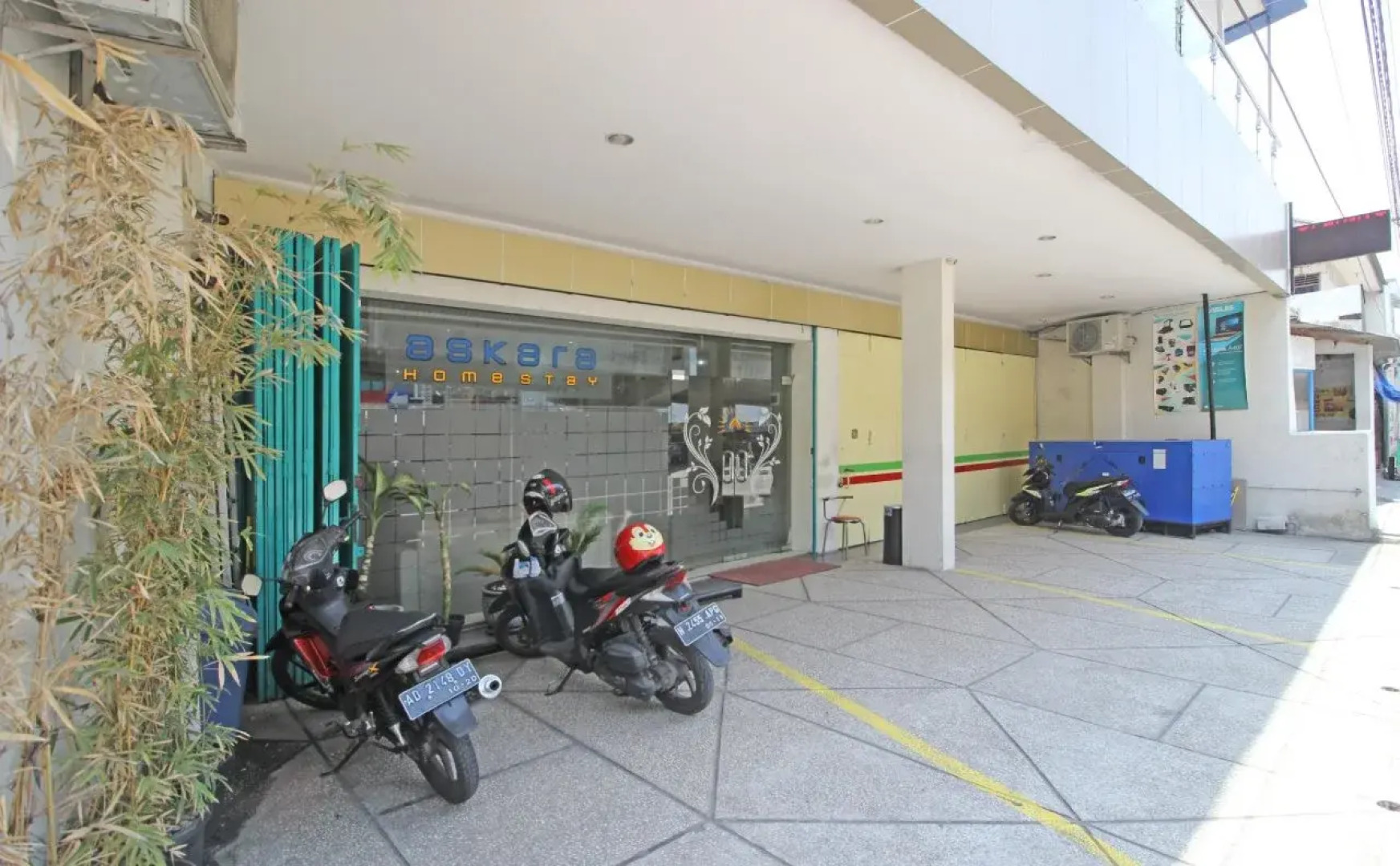 RedDoorz near UNS Solo