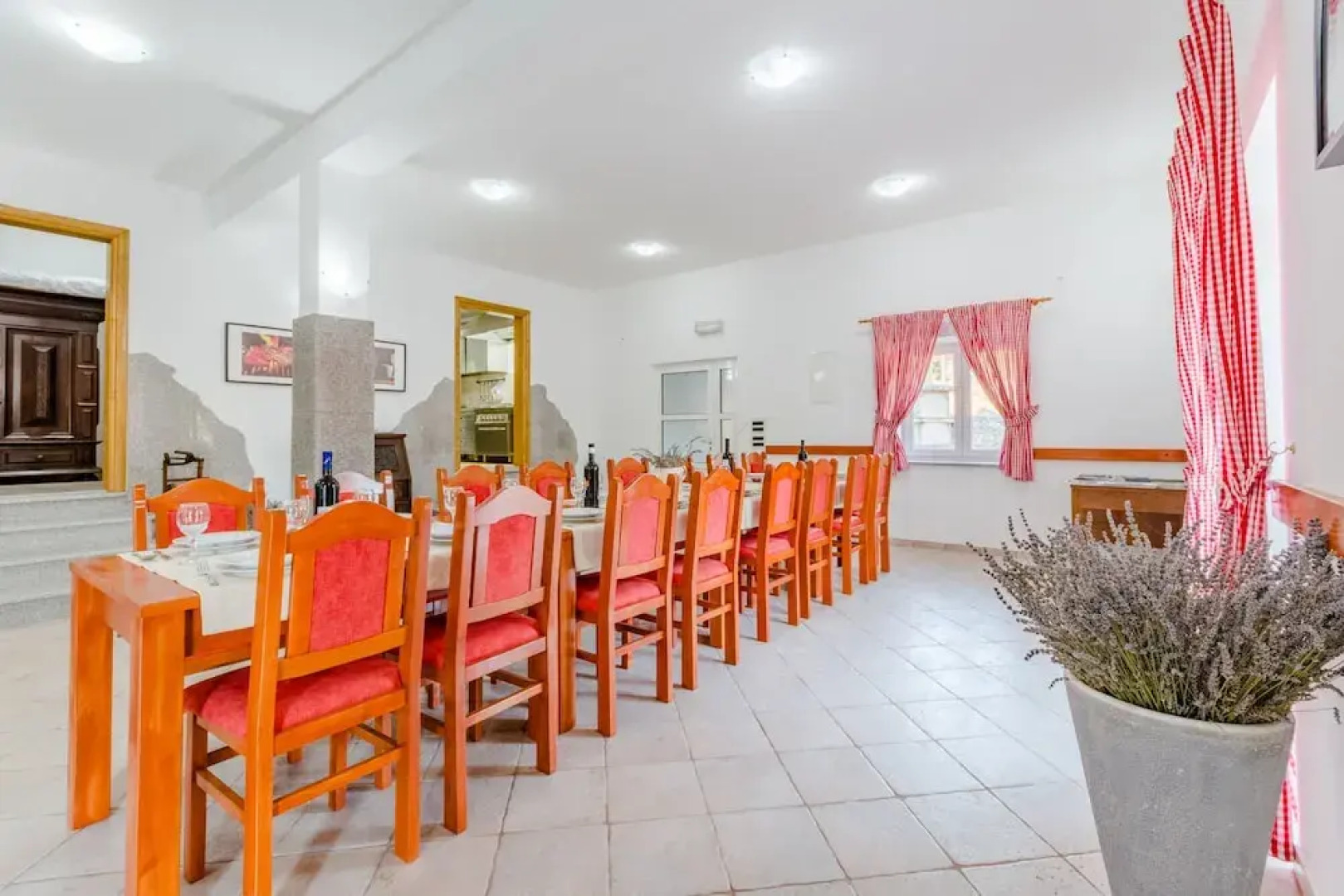 Holiday Home Flying Stars