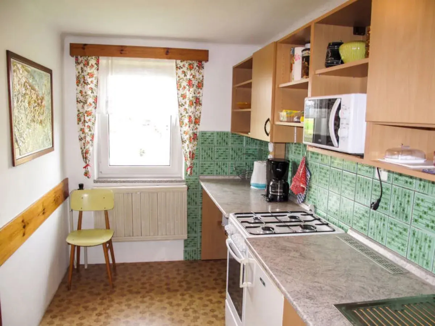 HOUSE JESENNý TANVALD