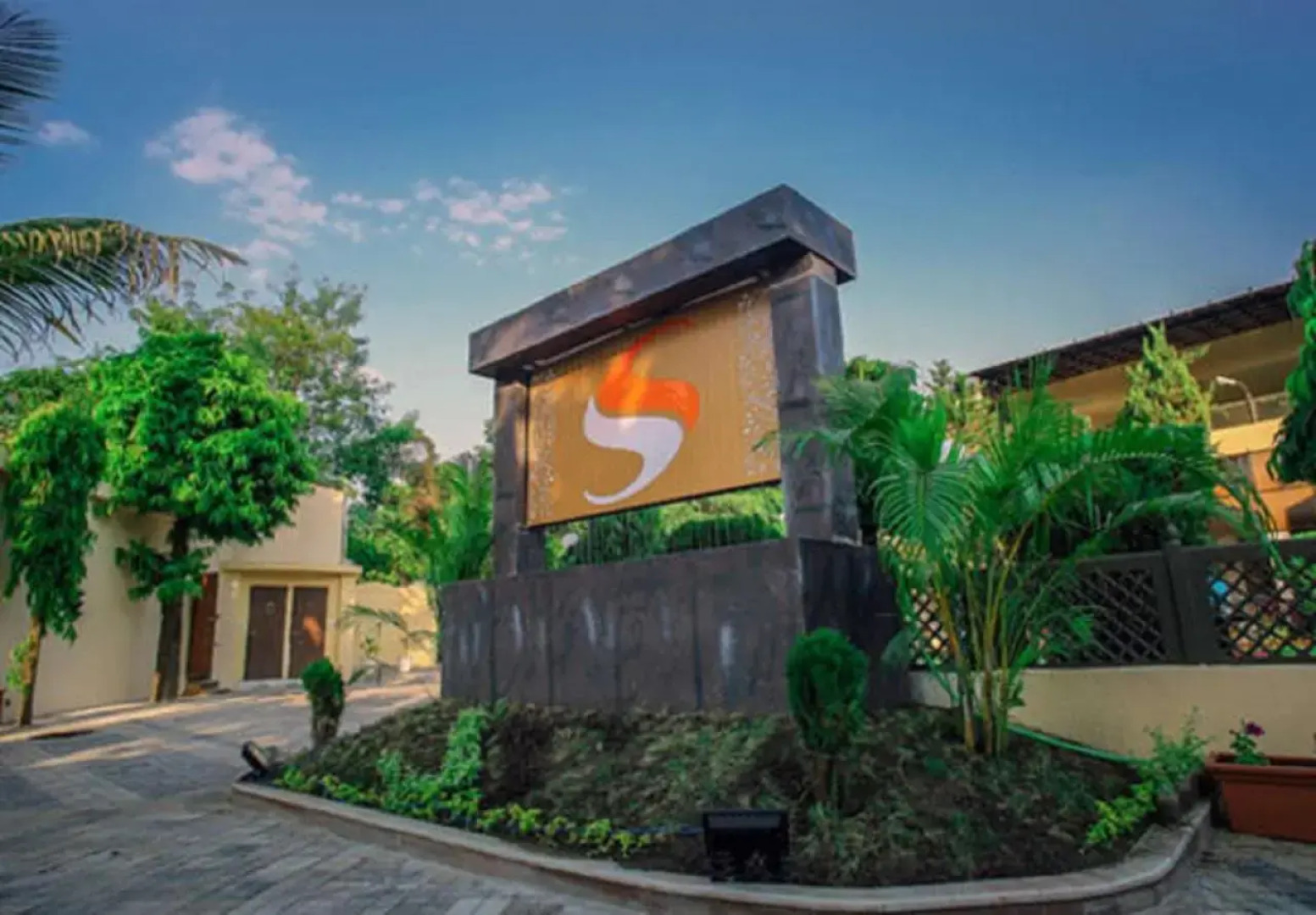 Hotel Saroj Sagar - Sagar