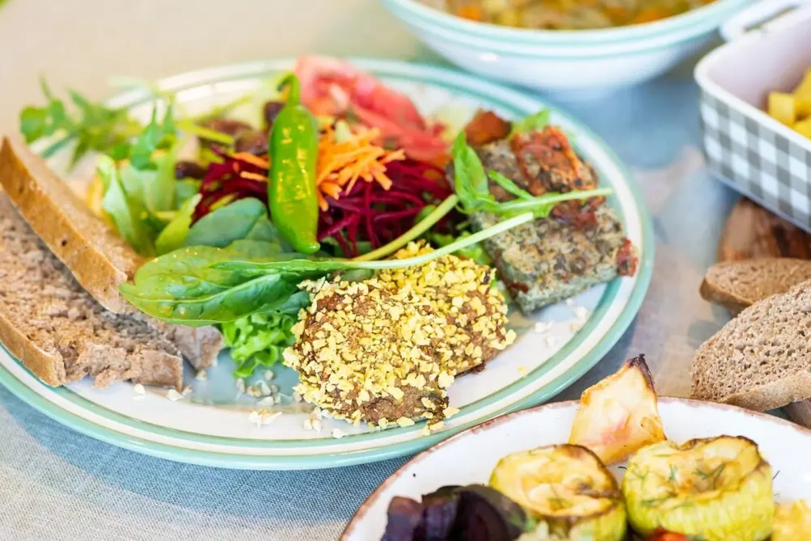 VITA RAMA holistic hotel - vegan FB