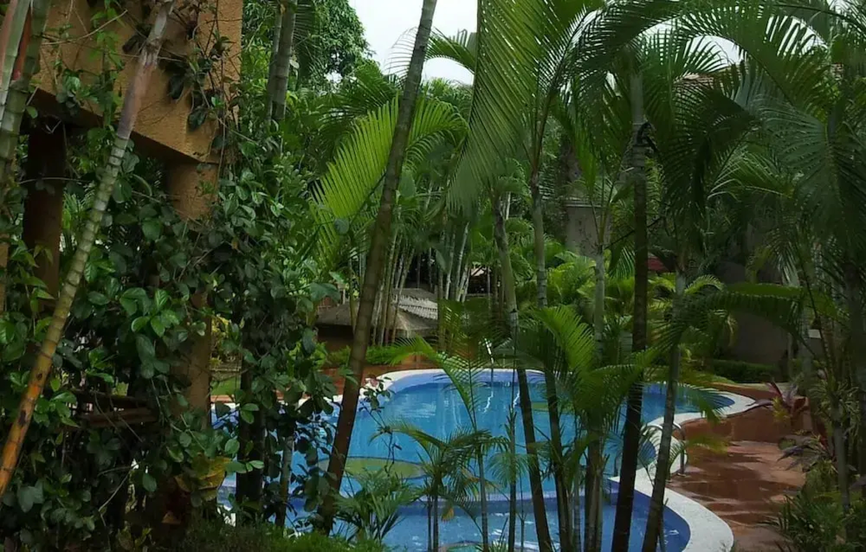 Villa Fountain Court