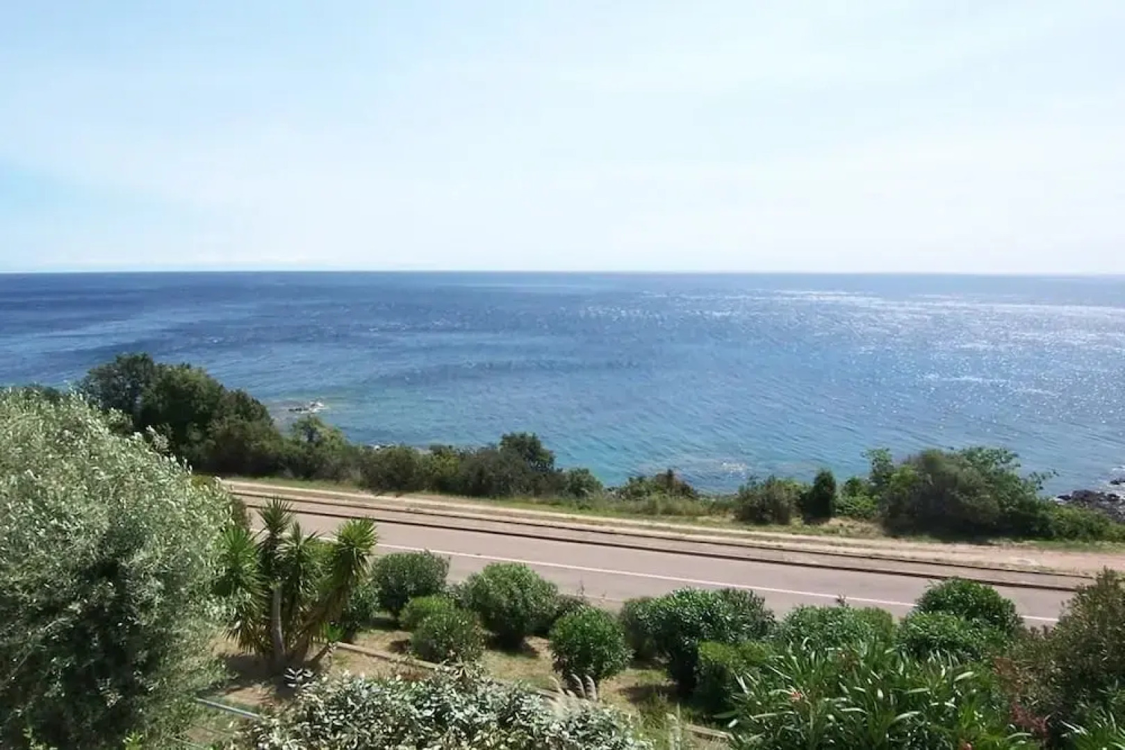 YVETTE MINI-VILLA - FACING THE SEA Apartment 2