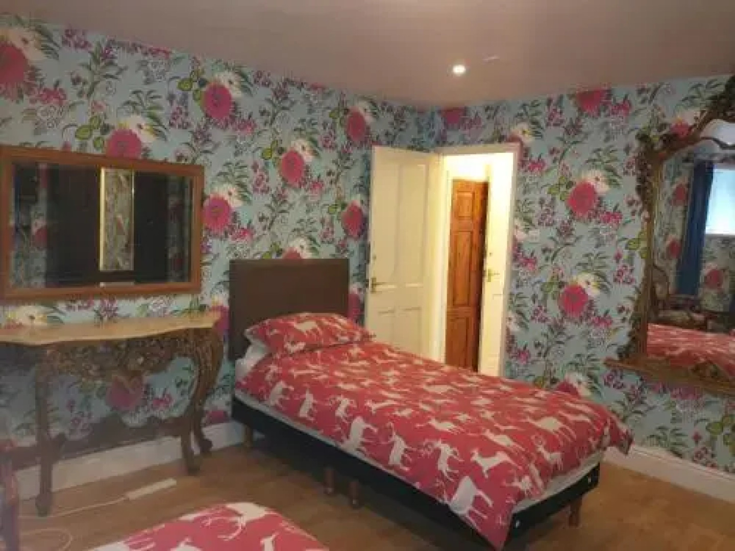 The Arlington House - B&B