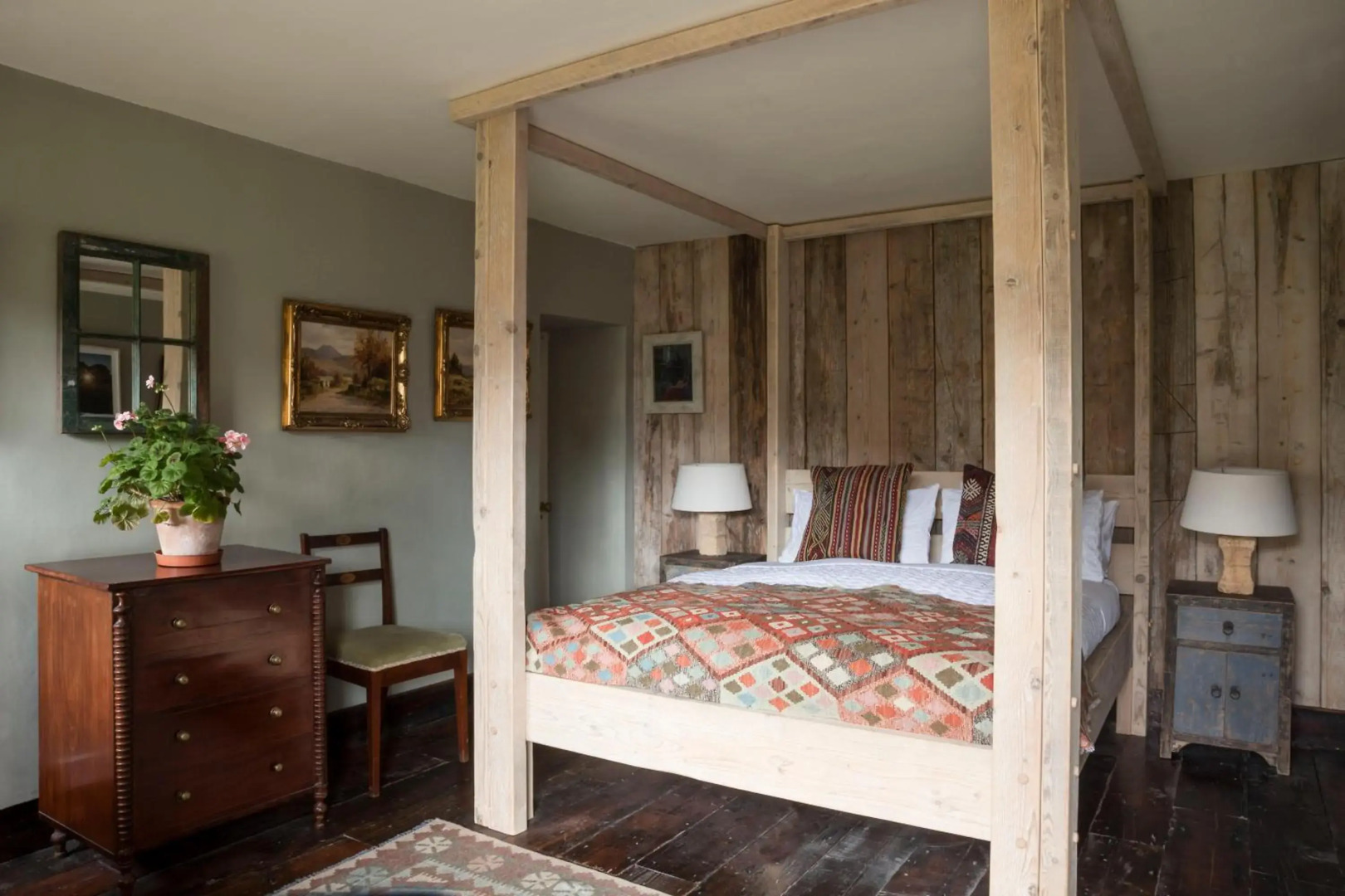 The Stable Yard House at Burtown House & Gardens