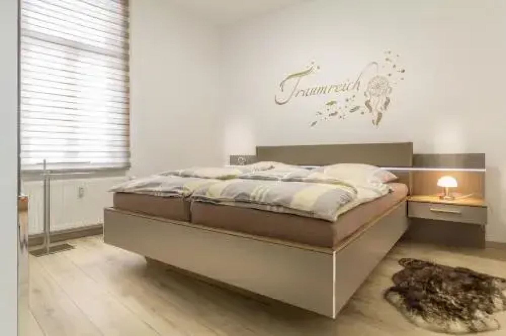 Am Schlosspark 2 - [#76207]