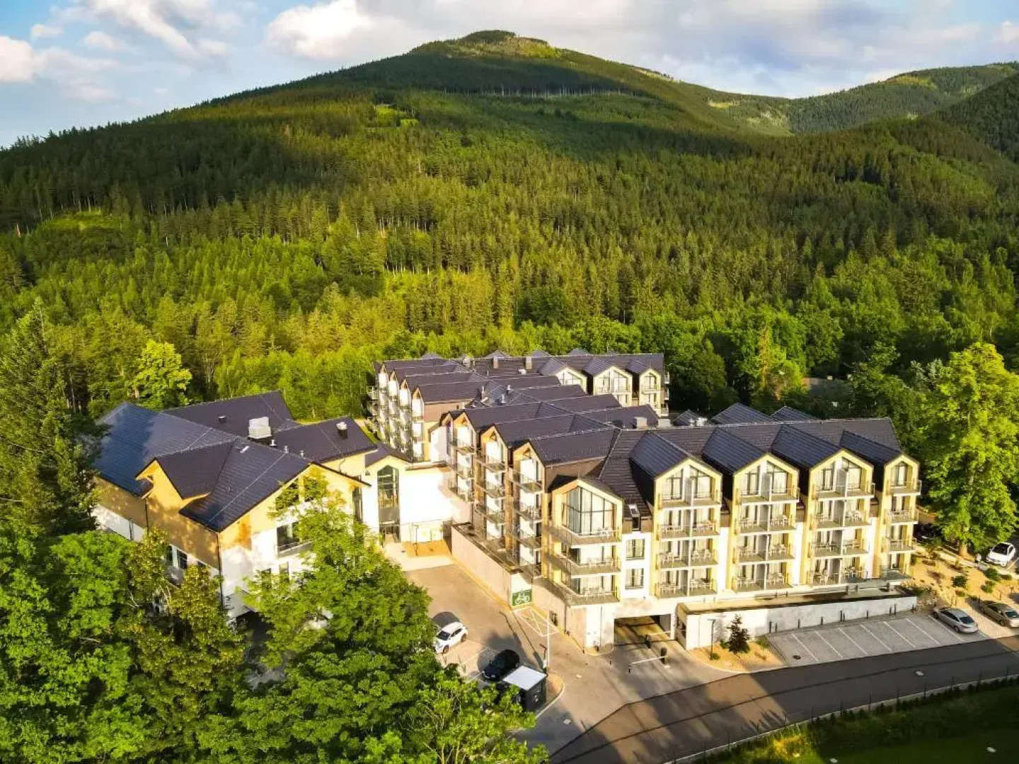 Green Mountain 5* Hotel