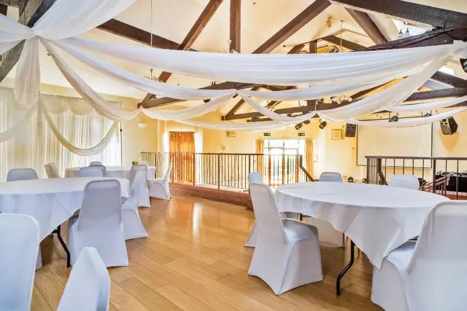 OYO Mountain Park Hotel