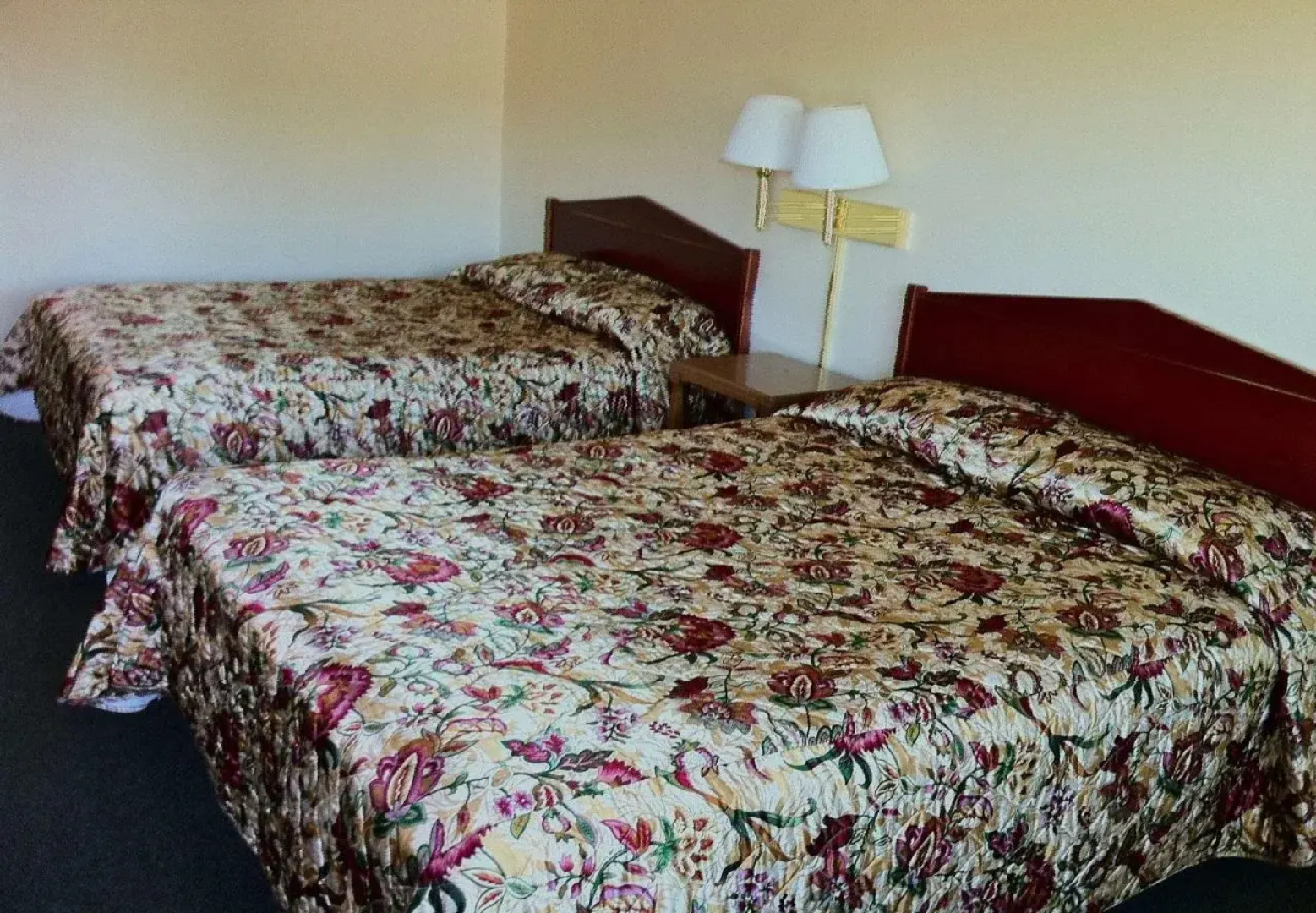 Greenway Motel