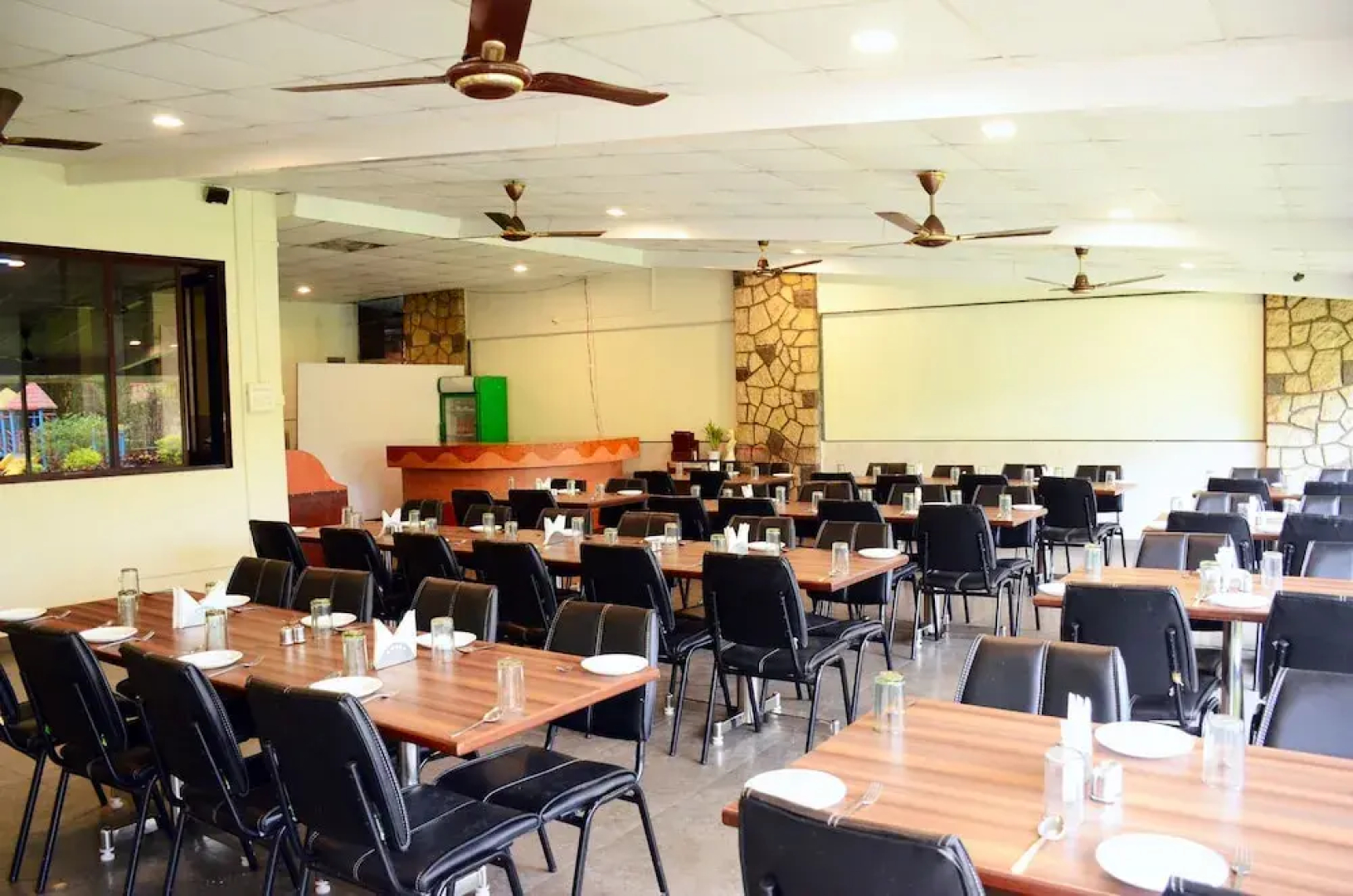 OYO 7293 Basilica Holiday Home