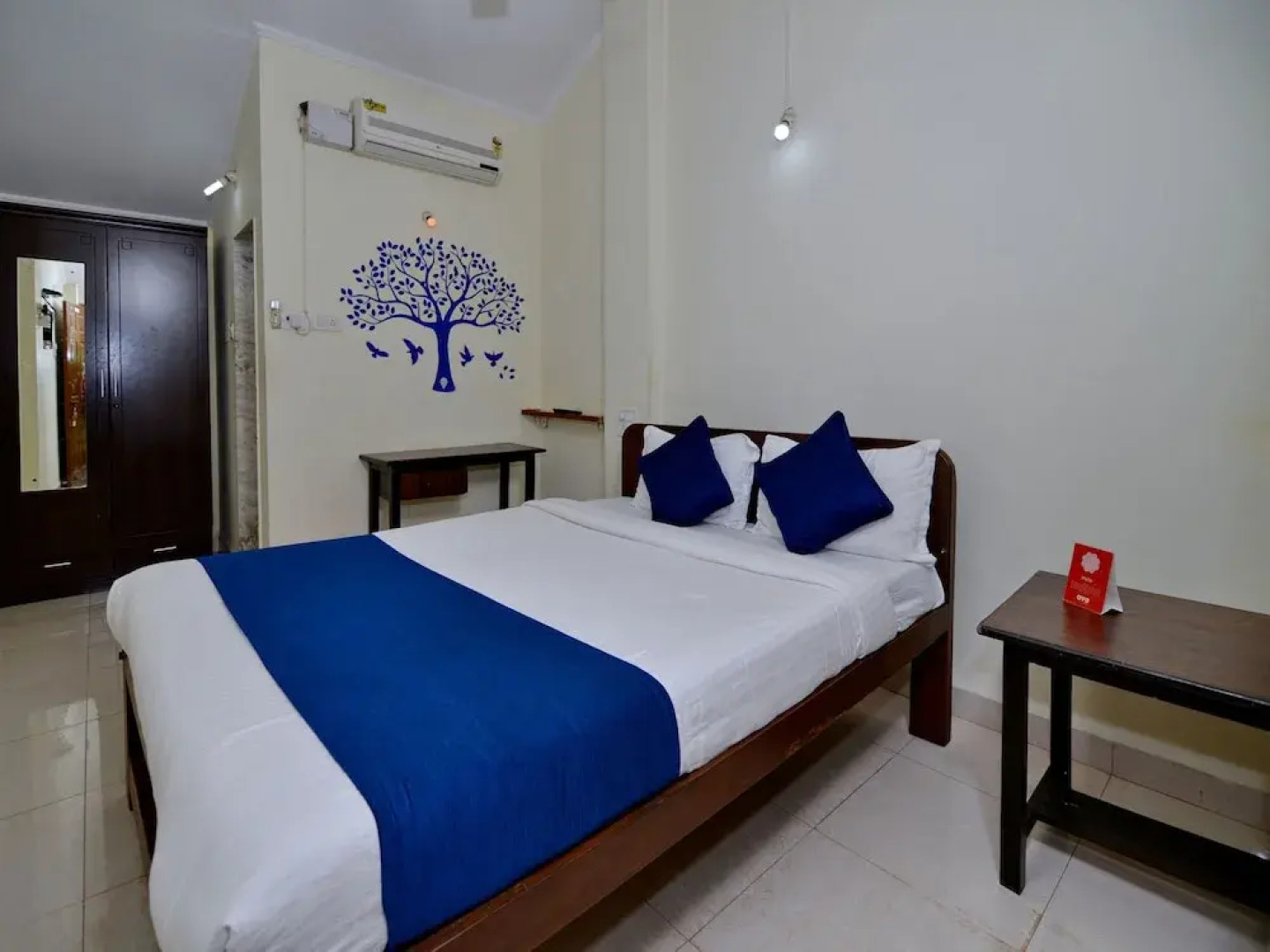 OYO 833 Hotel Prince Santosh Holiday Homes