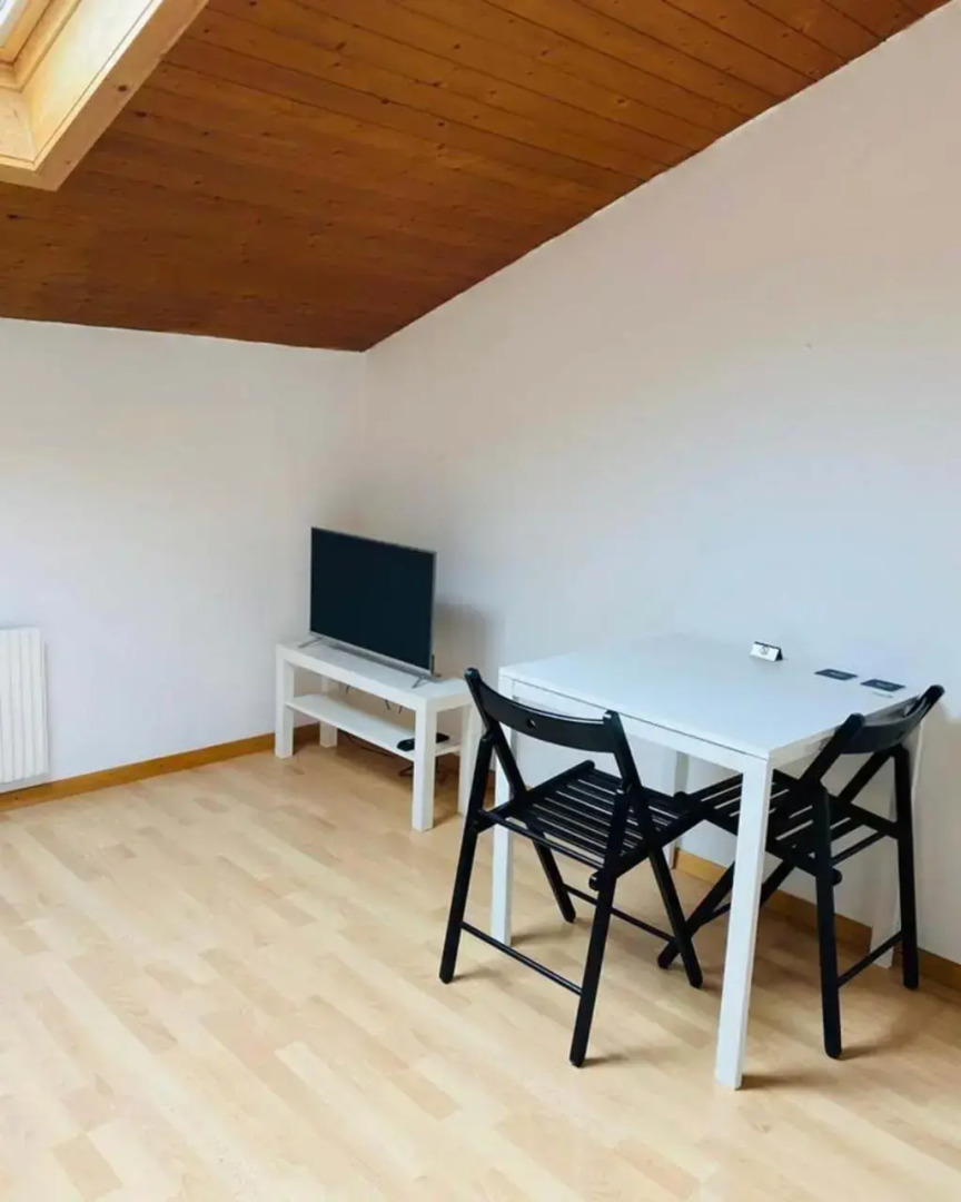 ZIMMERzuVERMIETEN.ch Deitingen Neumatt