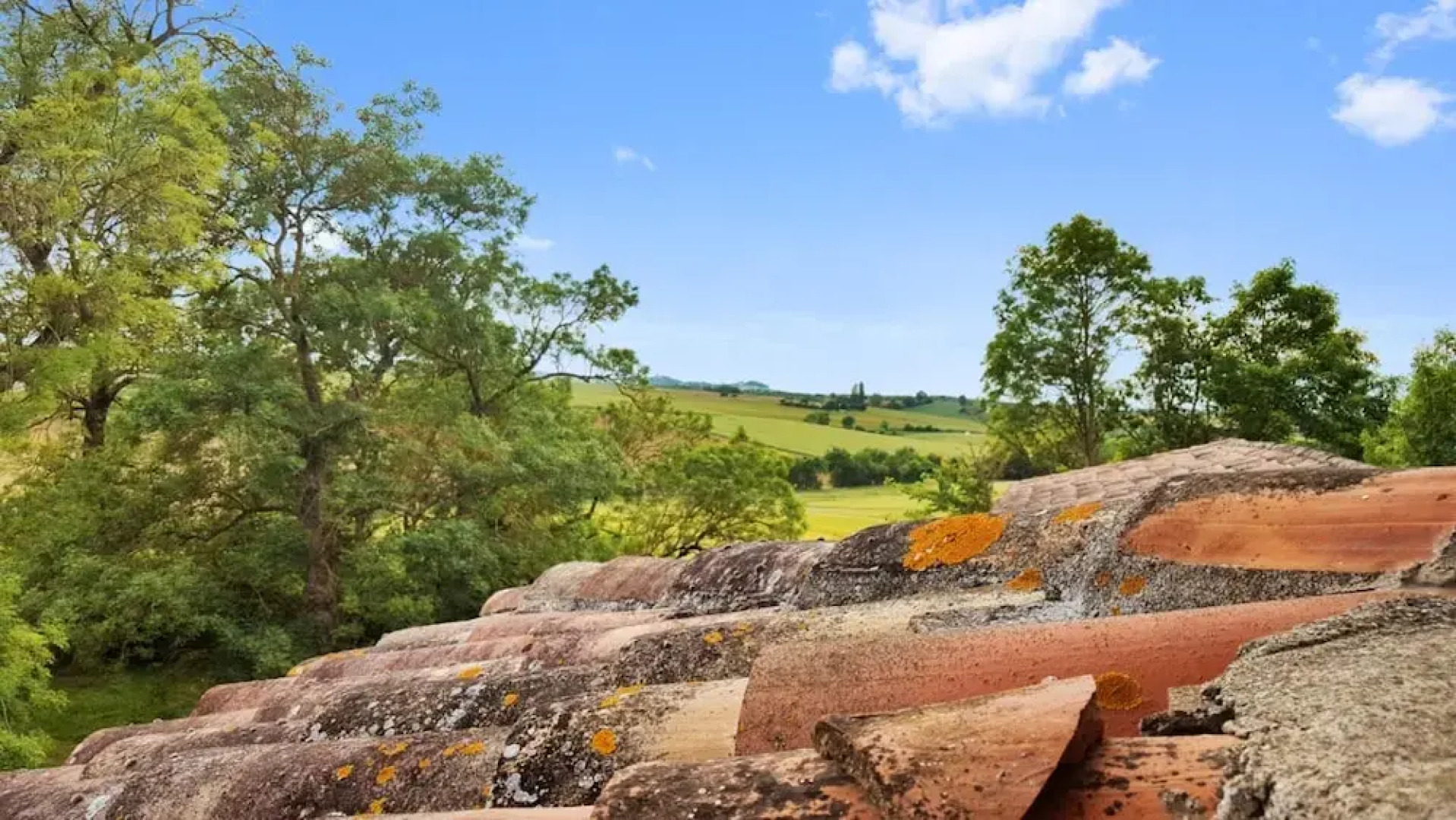 House With 4 Bedrooms in Crastes, With Wonderful Mountain View, Privat