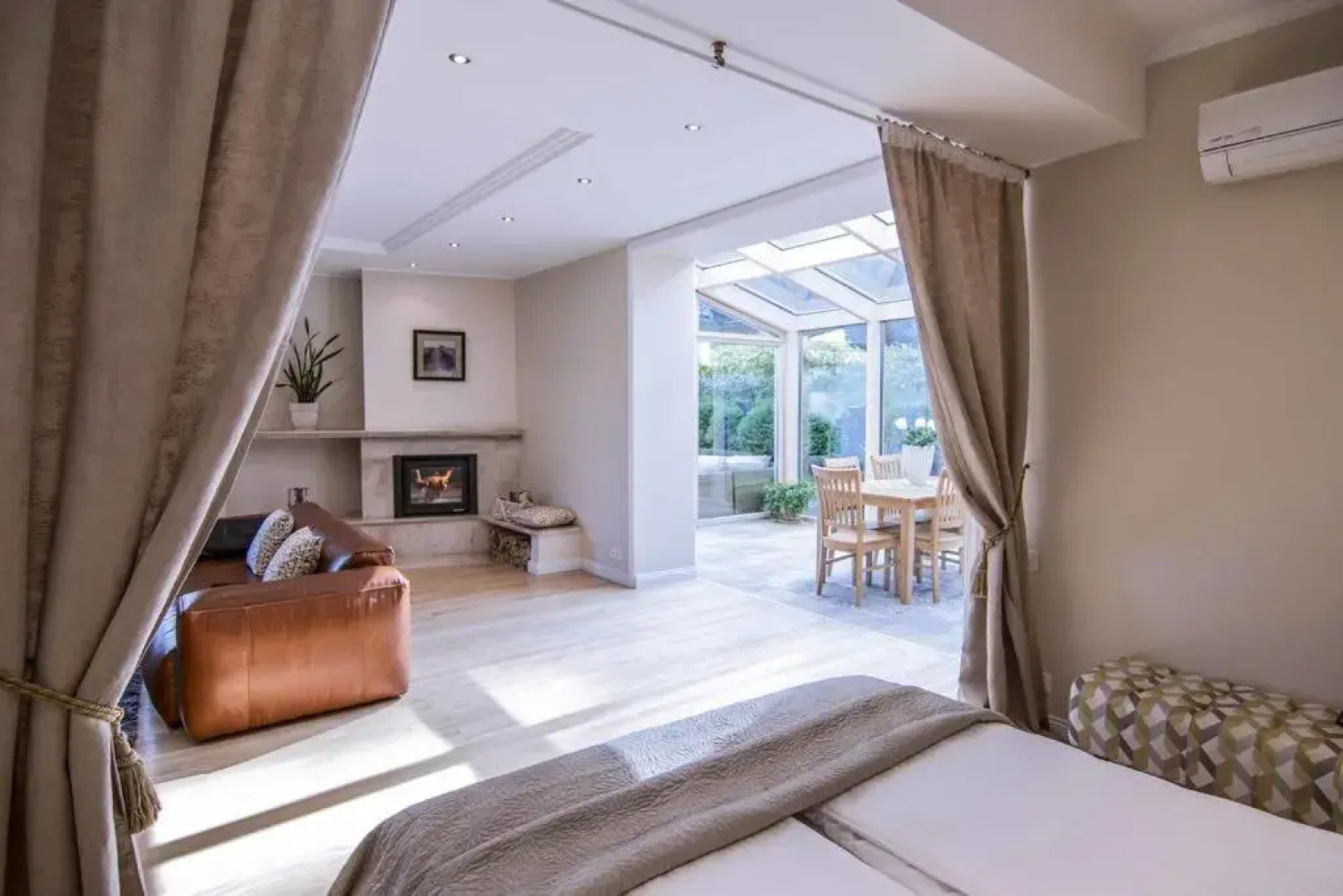 Entire House City Center