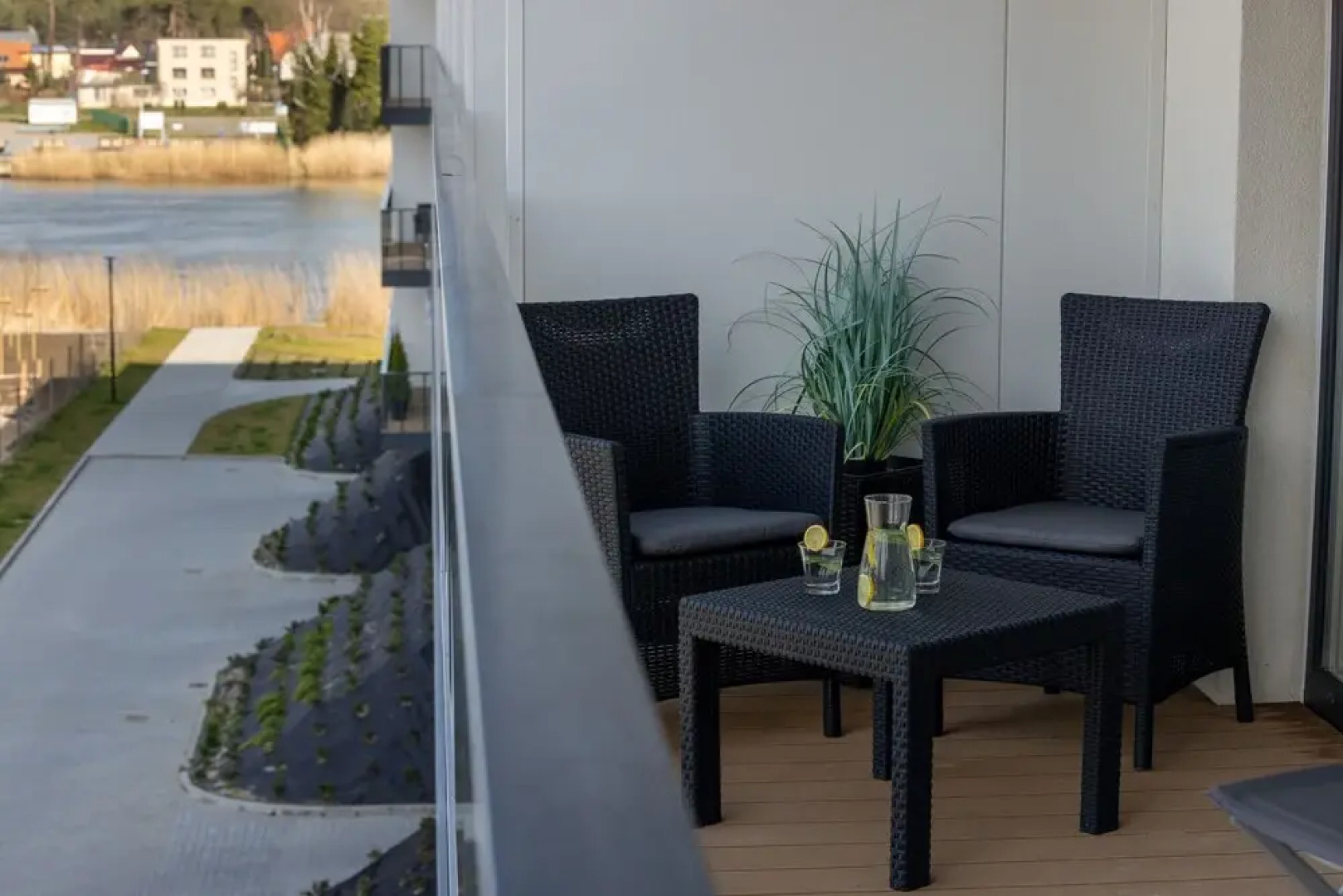 Pet-friendly Spadochroniarzy by Renters