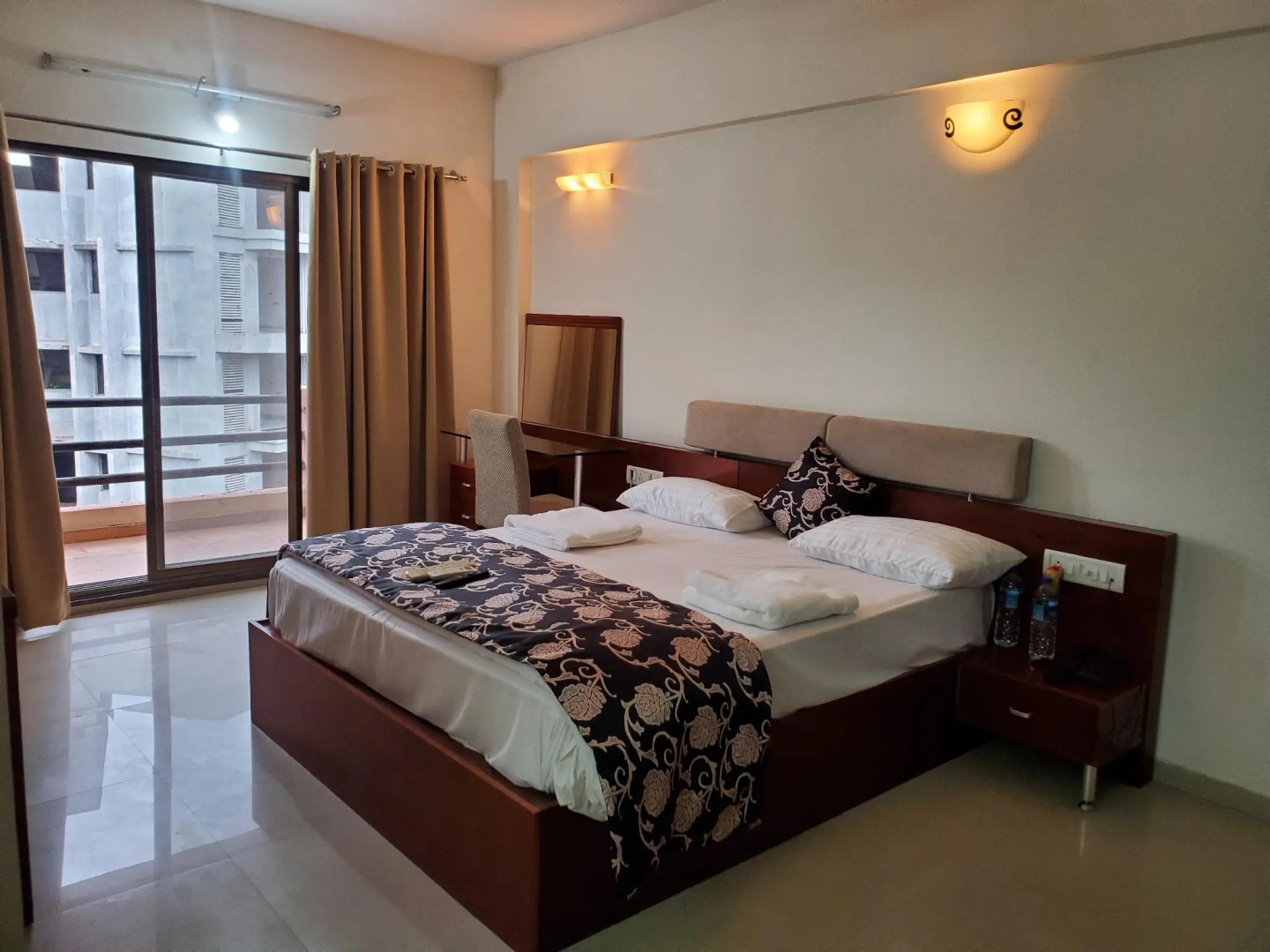 Elite Forest Retreat