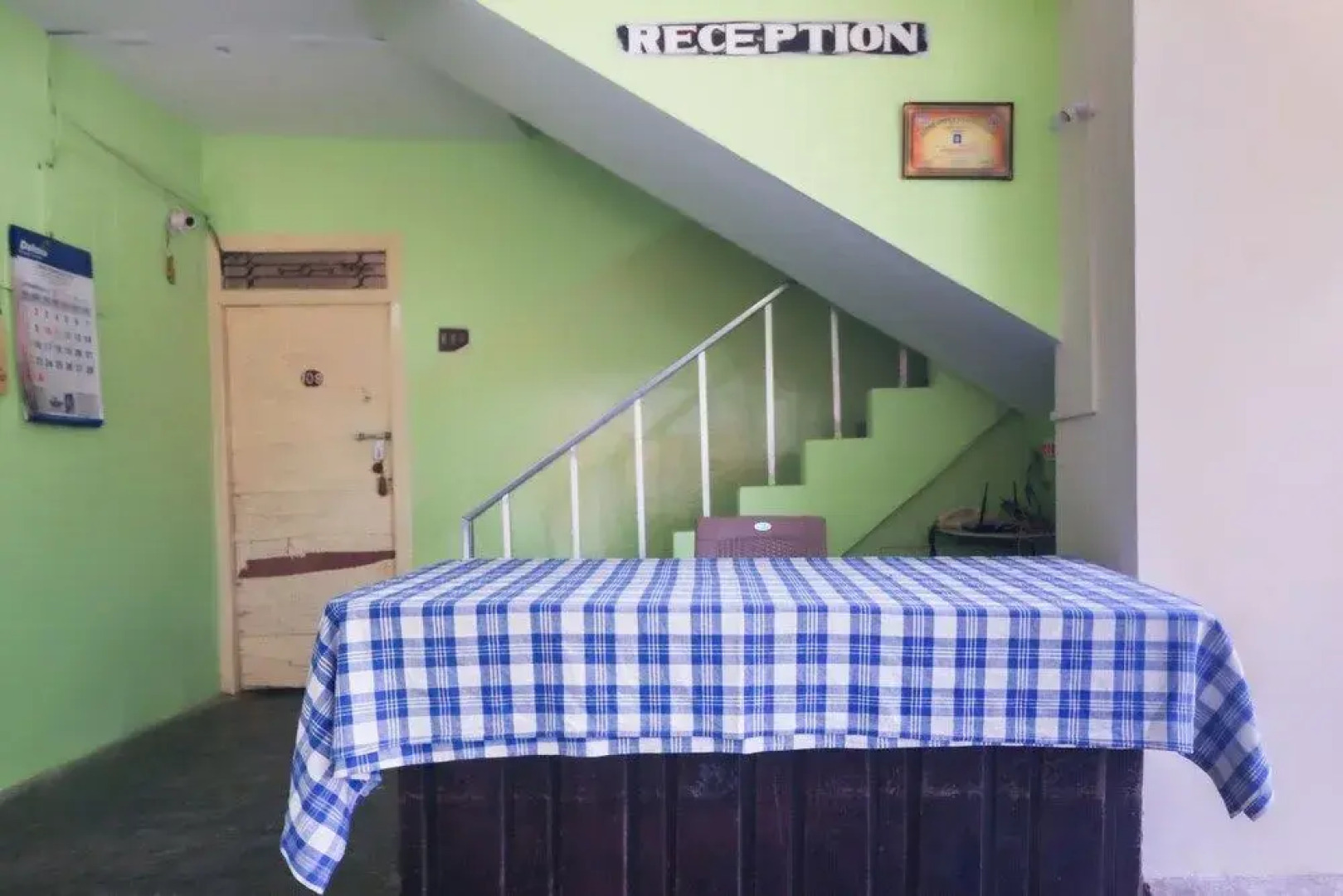 Hotel Queens Inn by OYO