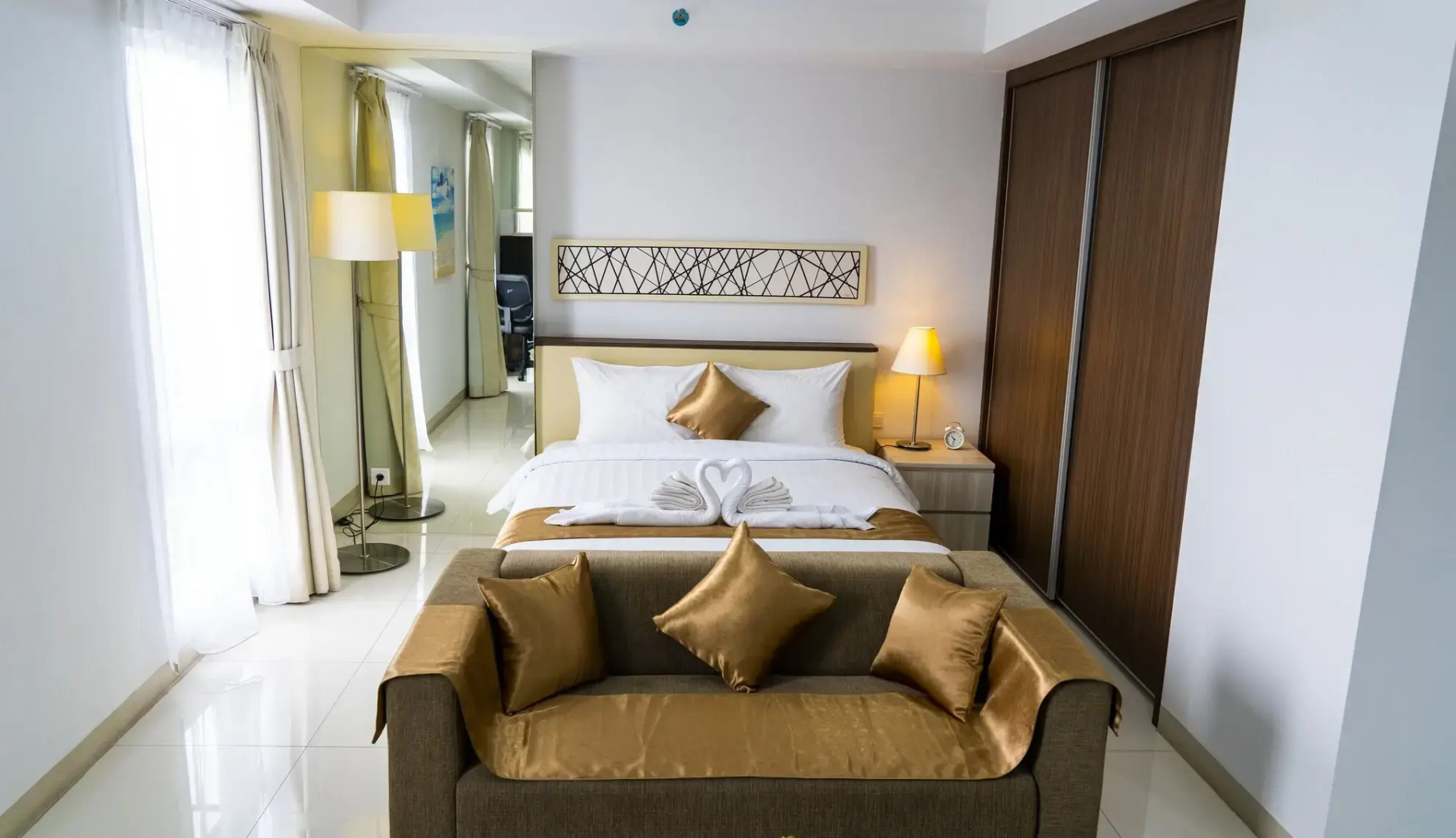 Azalea Suites Cikarang by Jayakarta Group