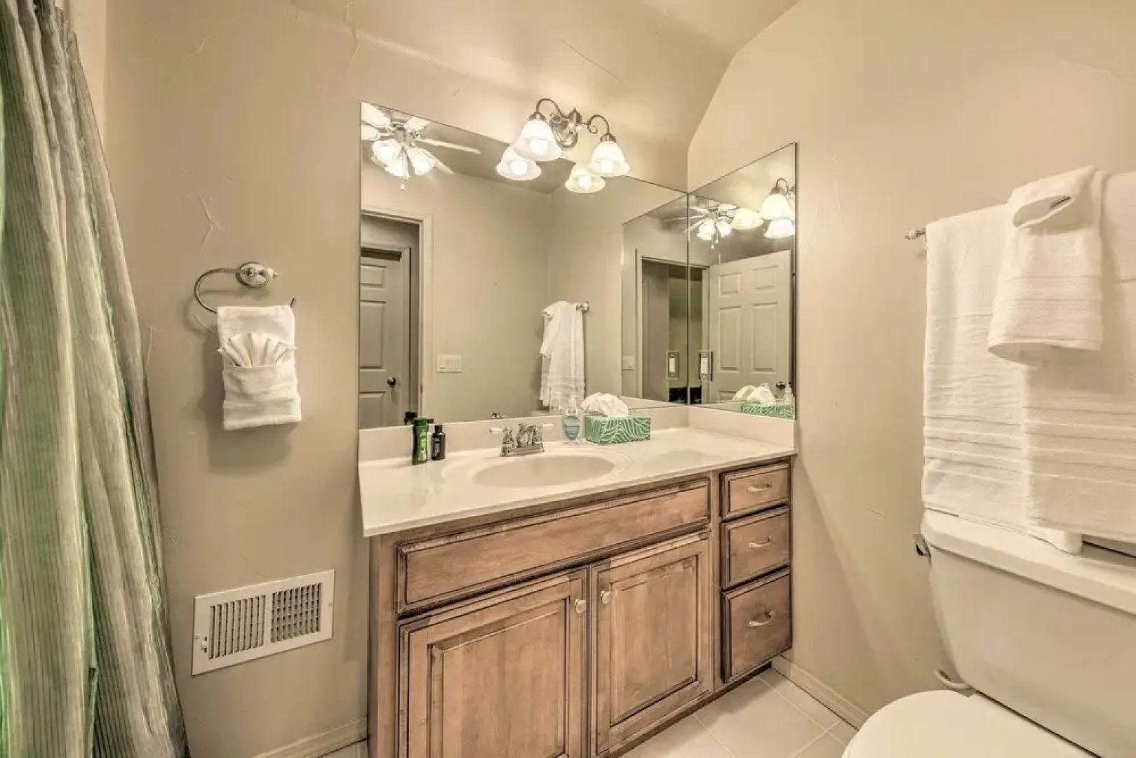 Spacious Ruidoso Retreat on 6 Gated Acres!