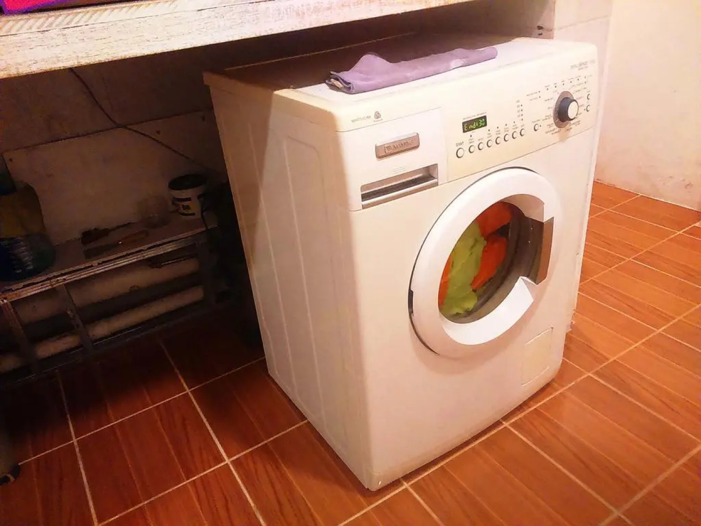 Easybox Budget Hotel