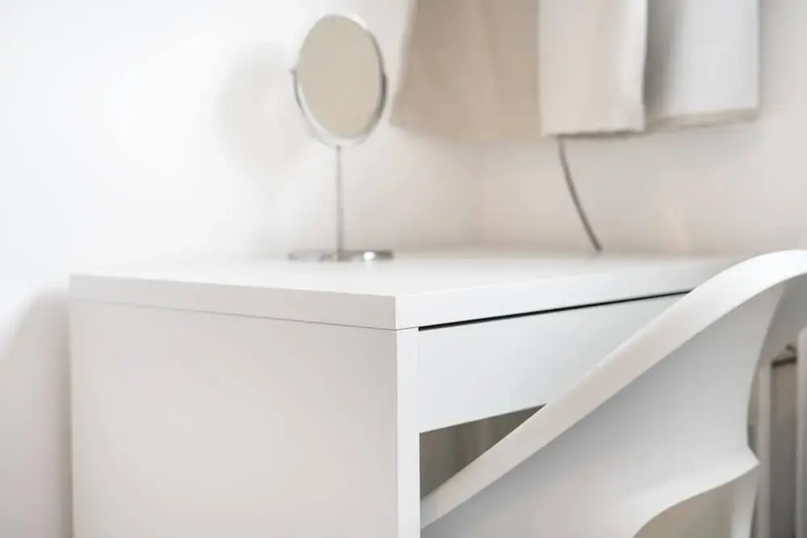 Spacious - 3 Bed - Free Parking