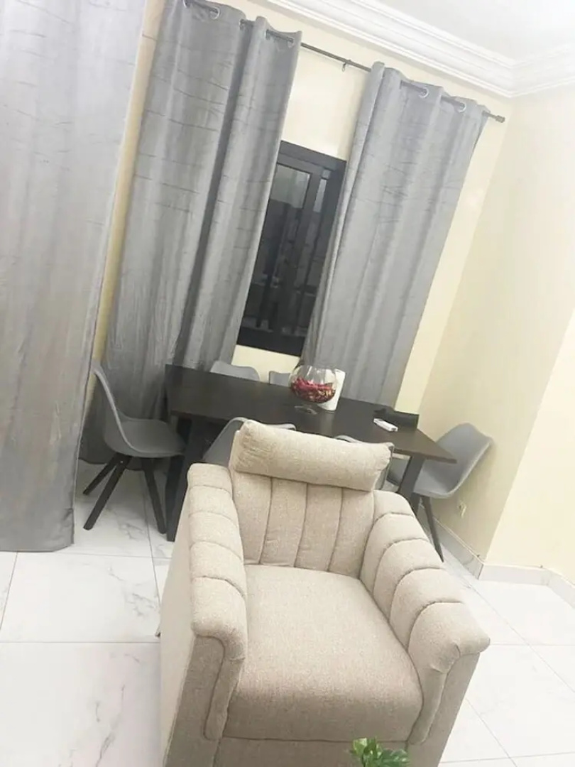 Appartement Tres Bien Situe