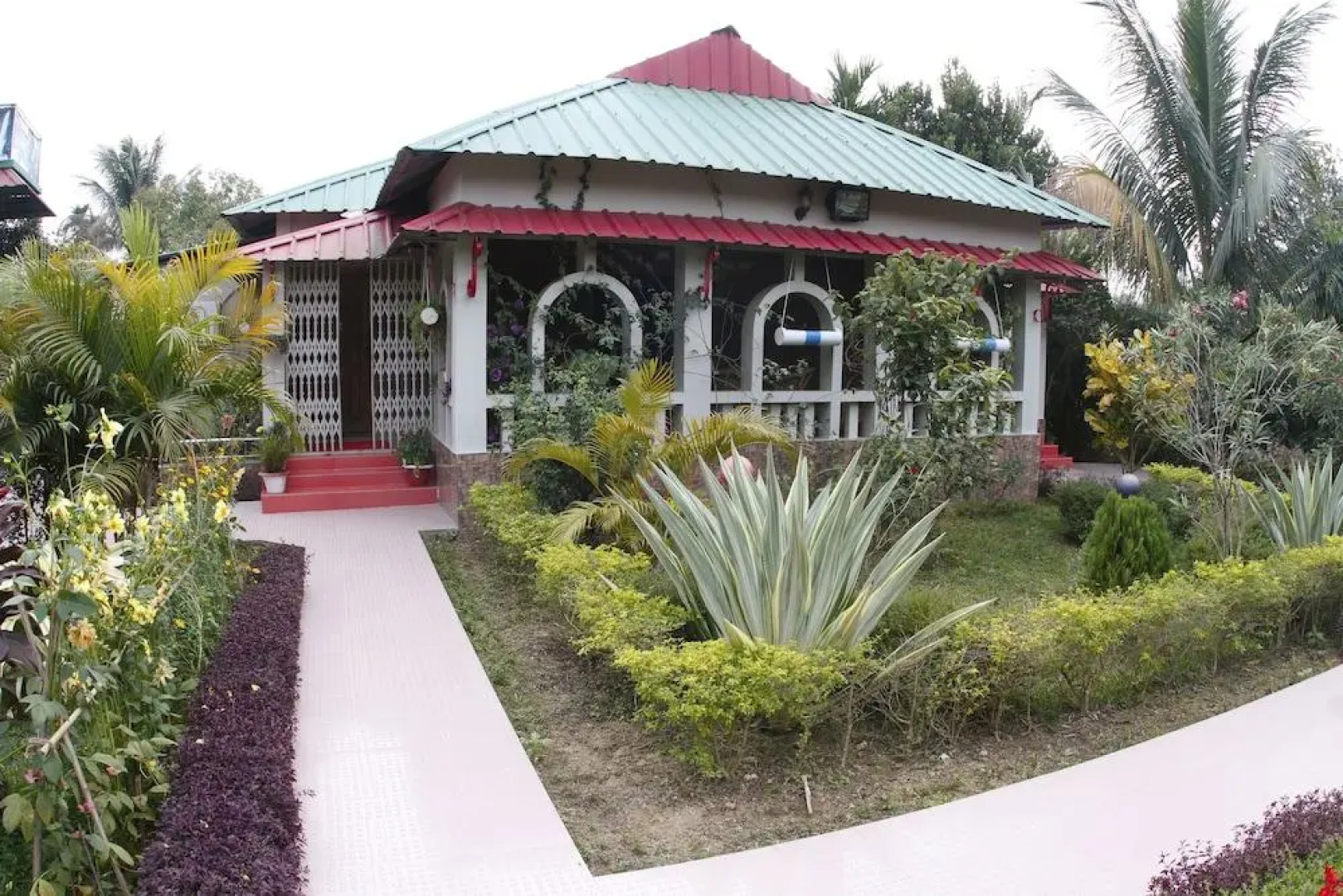 Lemon Garden Resort