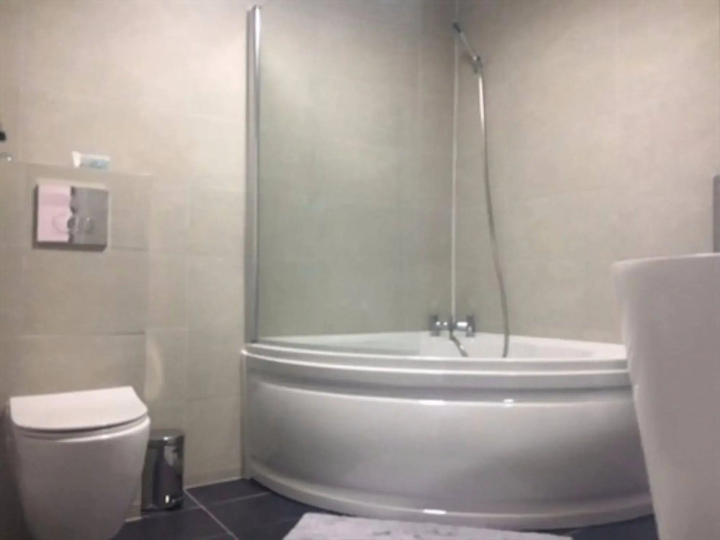 The Huddersfield Hotel