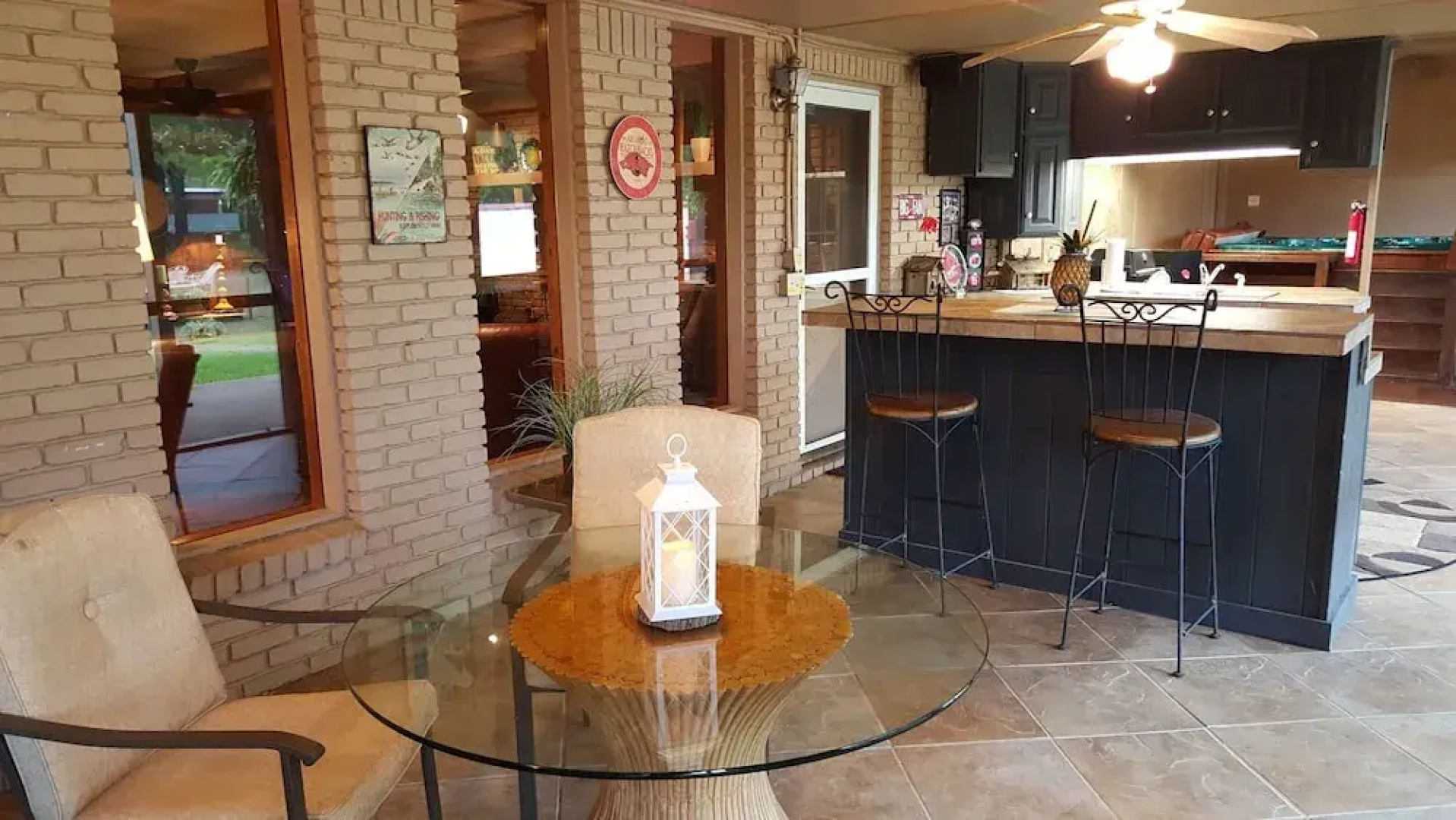 Waterfront Listing - 3 Bedroom 3 Bath on Secluded Private Cove,great Location
