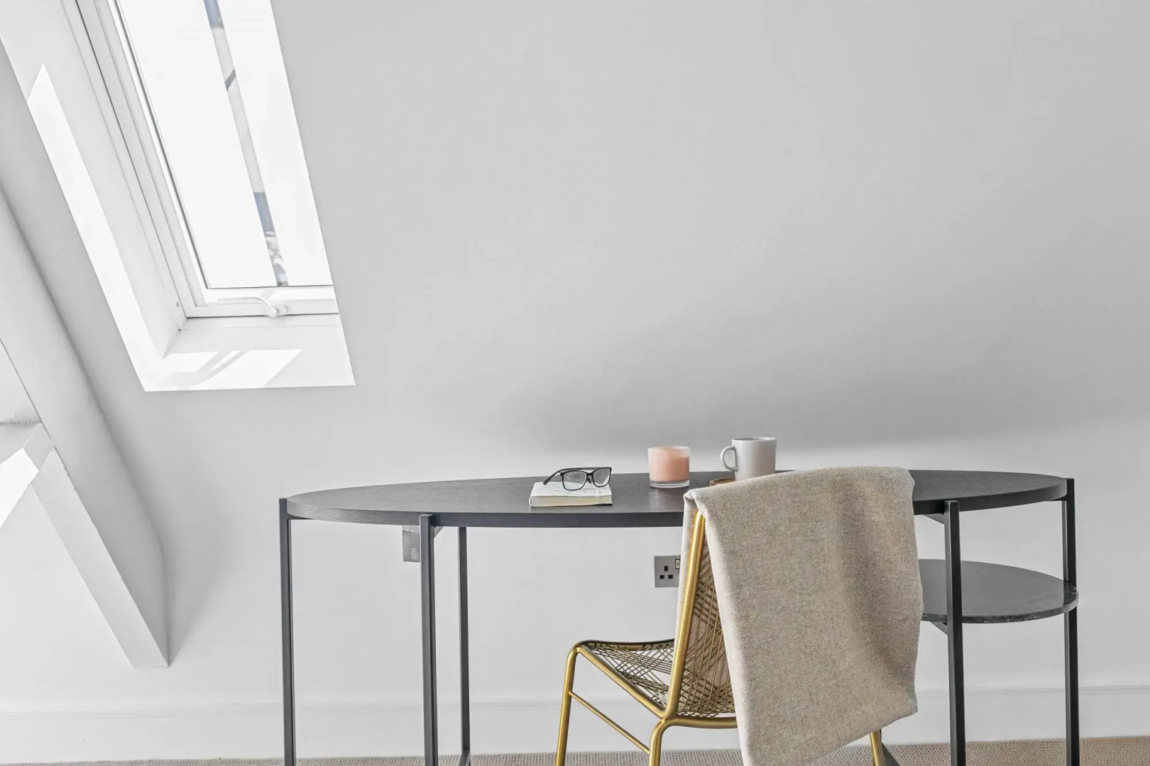 The Penthouse - With 360 Private Terrace Views of the Cathedral and Exeter City