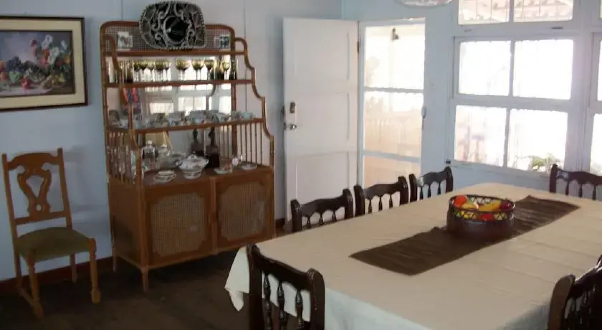 Maykinho Hostel Res Bar