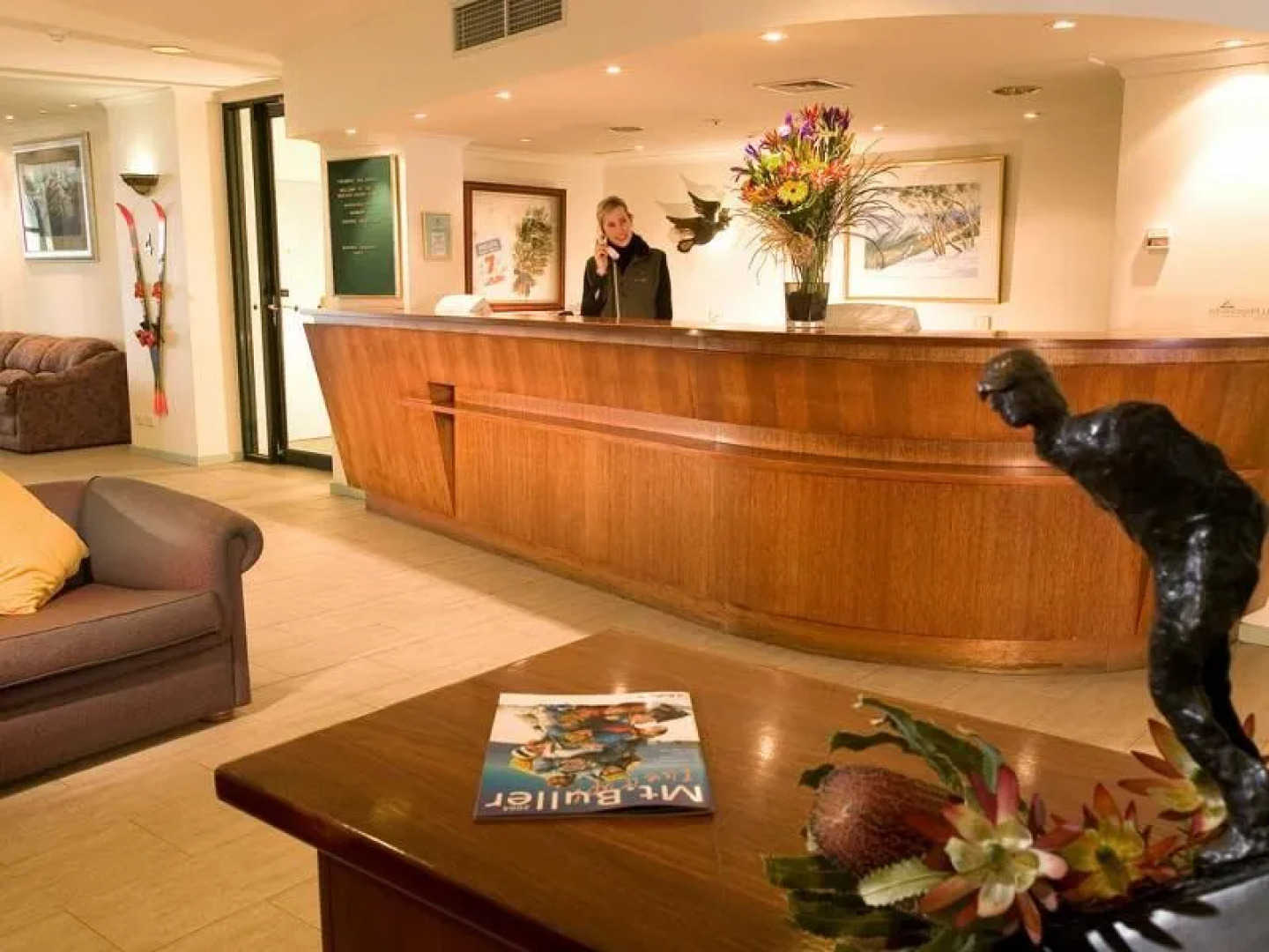 Mt Buller Chalet Hotel & Suites