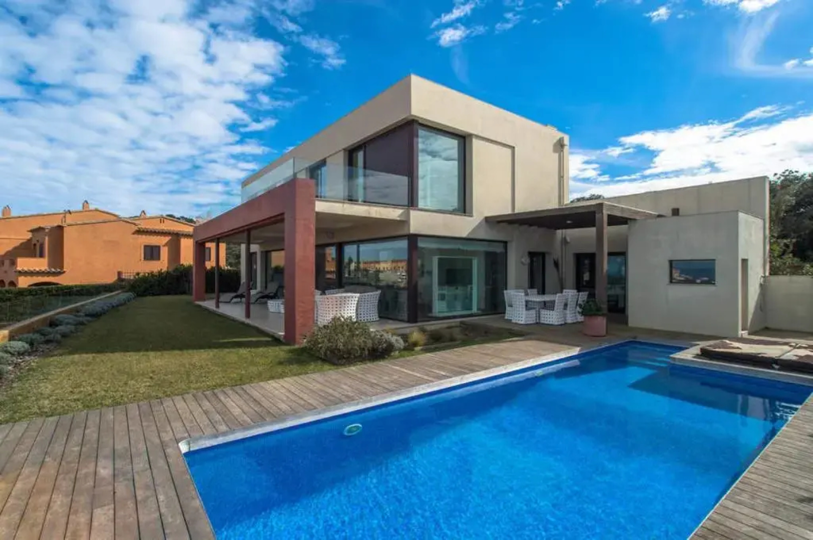 Villa B-29