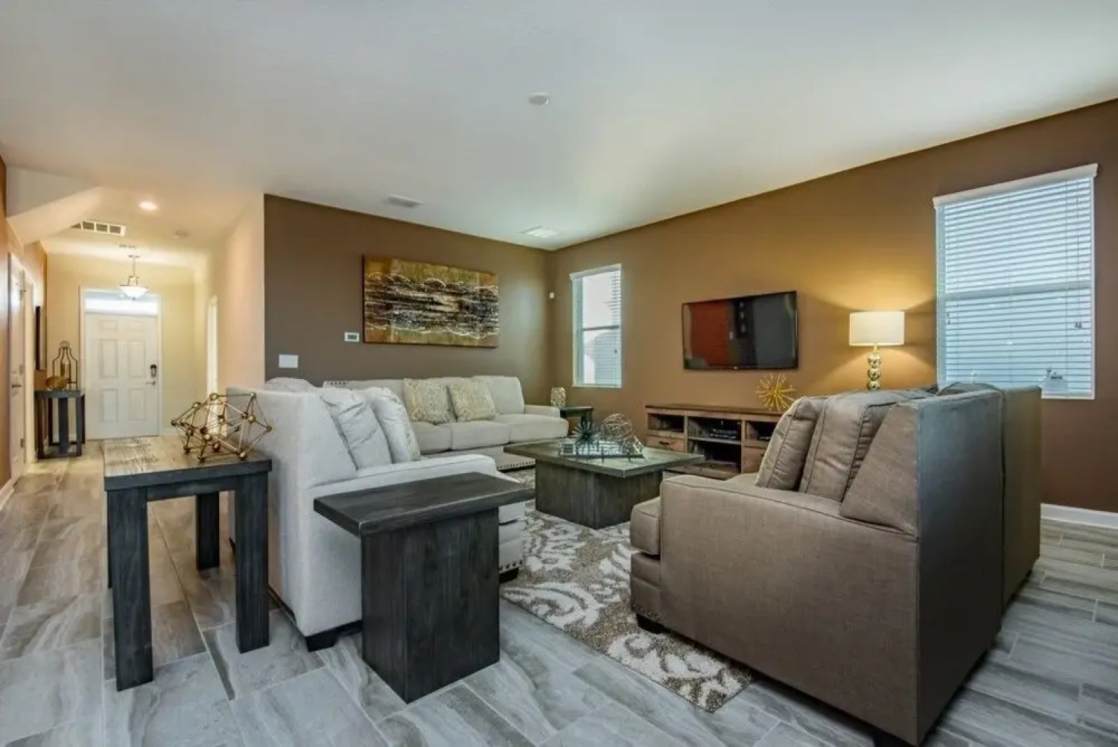 Amazing House! - Champions Gate - 1517MB