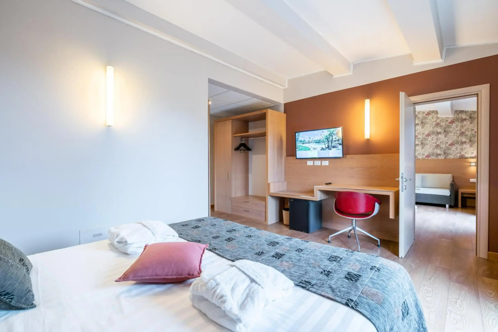 Sheraton® Suites Fort Lauderdale West