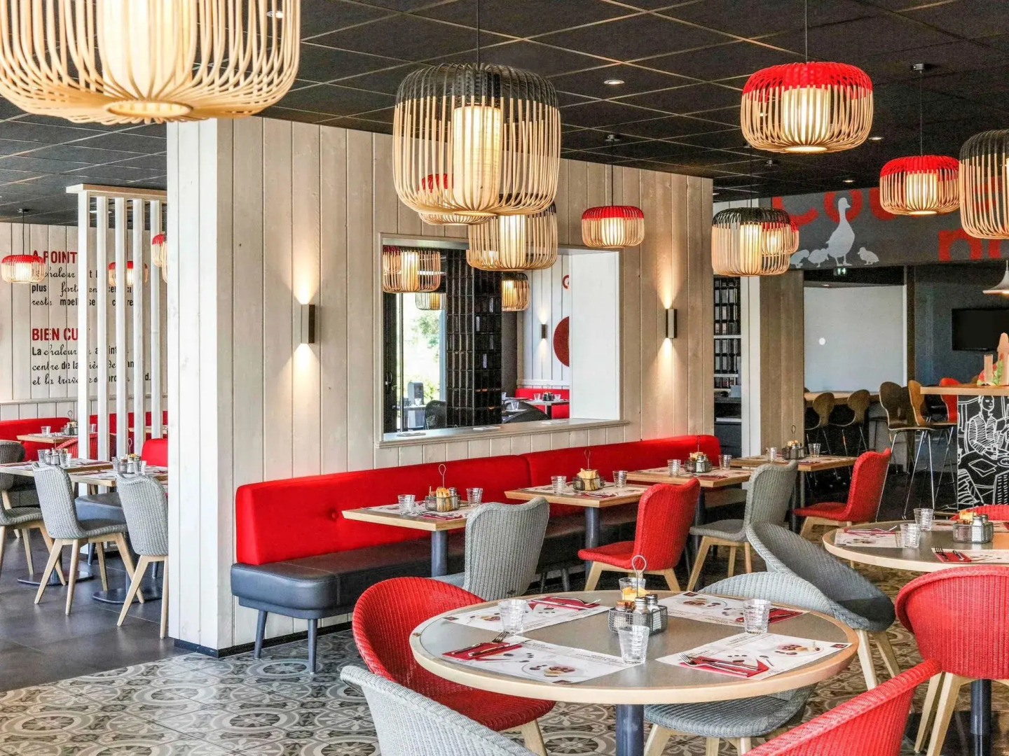 ibis Orange Centre Echangeur A7 A9